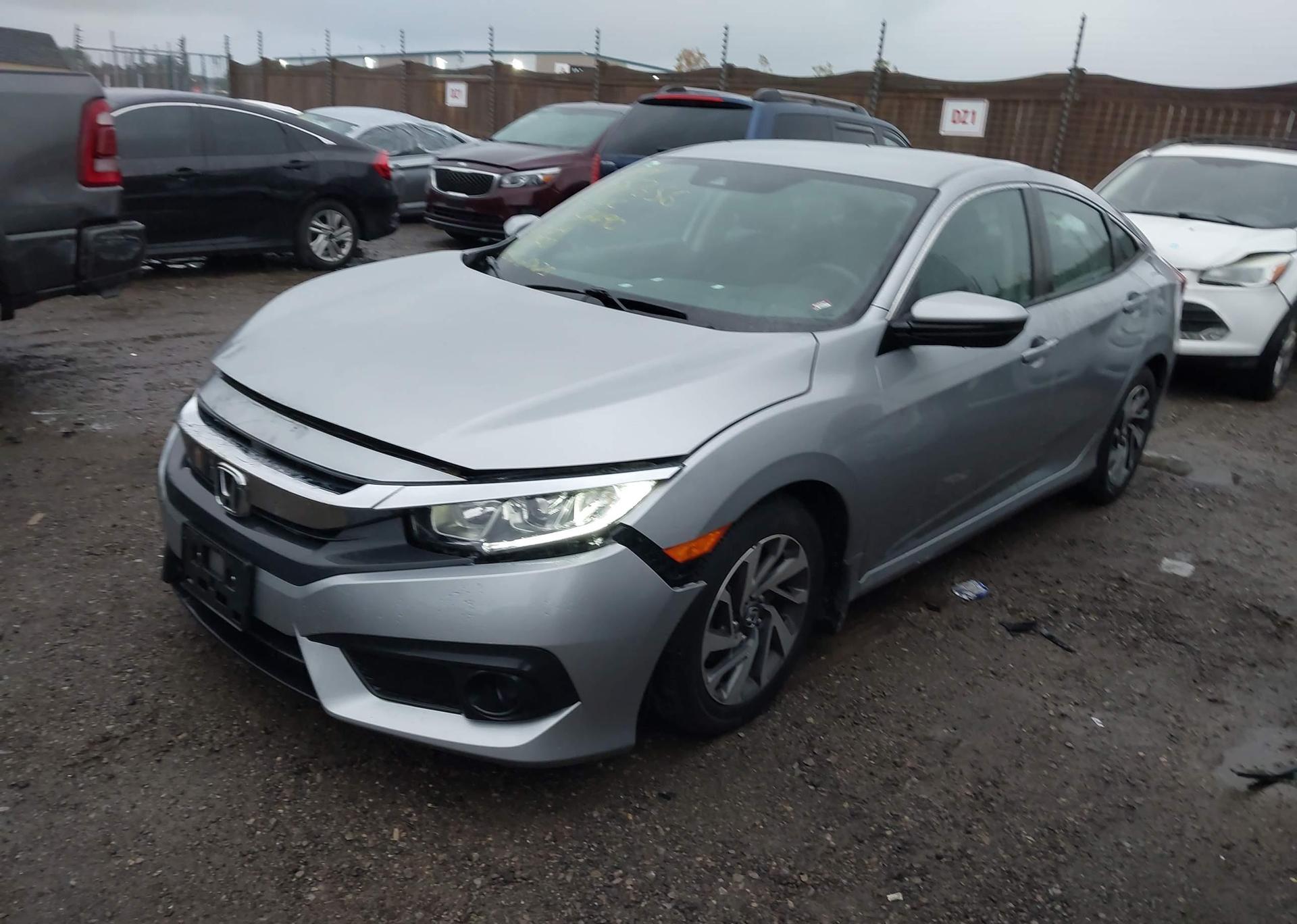 2018 HONDA CIVIC SE