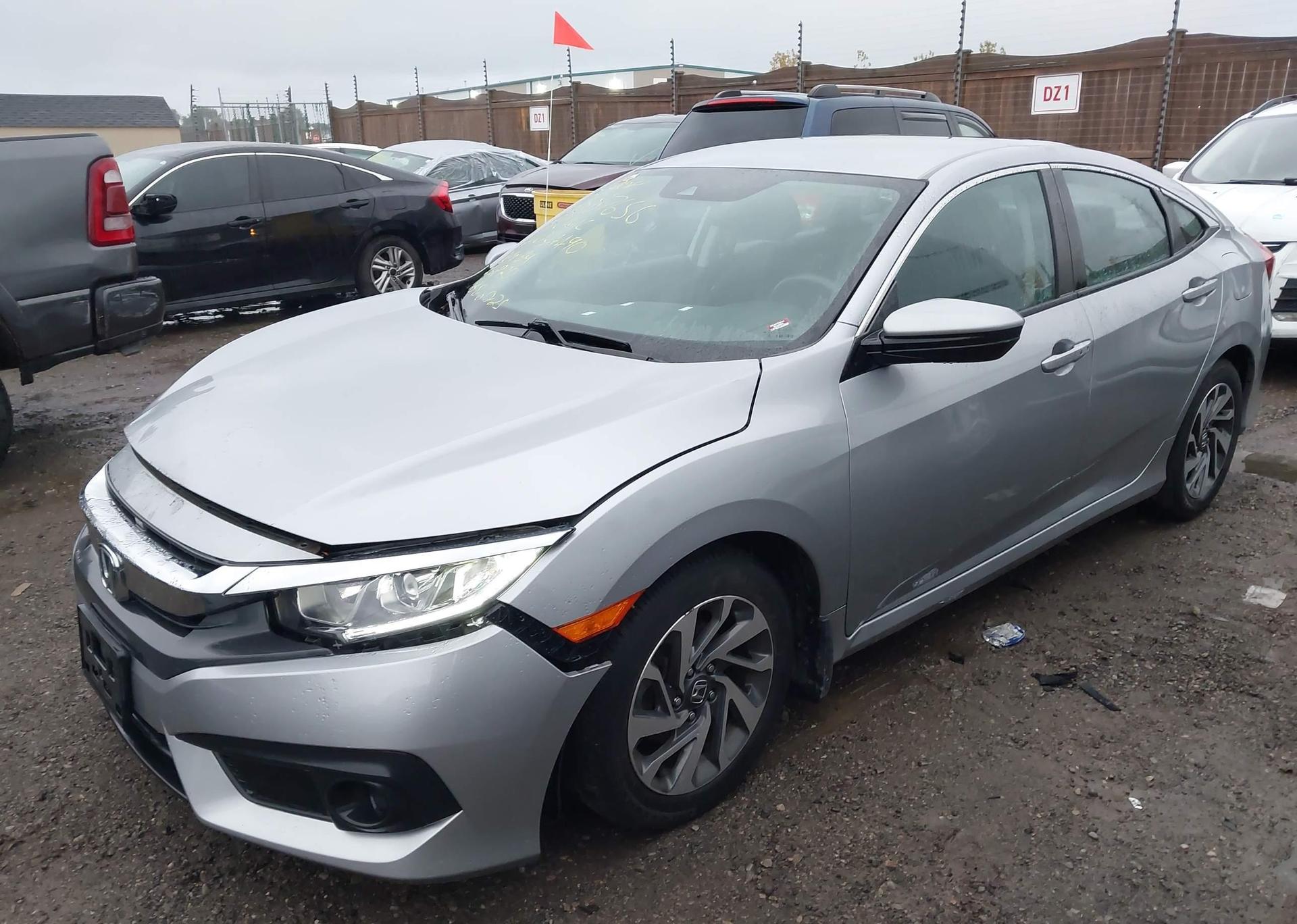 2018 HONDA CIVIC SE