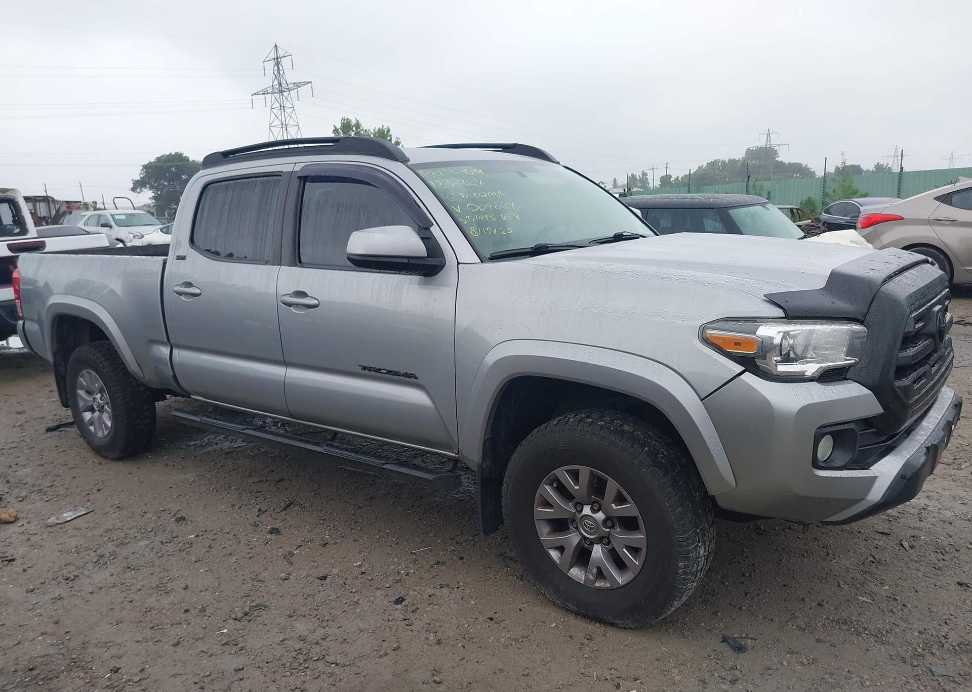 2016 TOYOTA TACOMA SR5