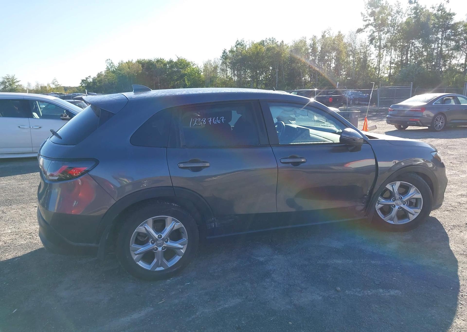 2023 HONDA HR-V LX
