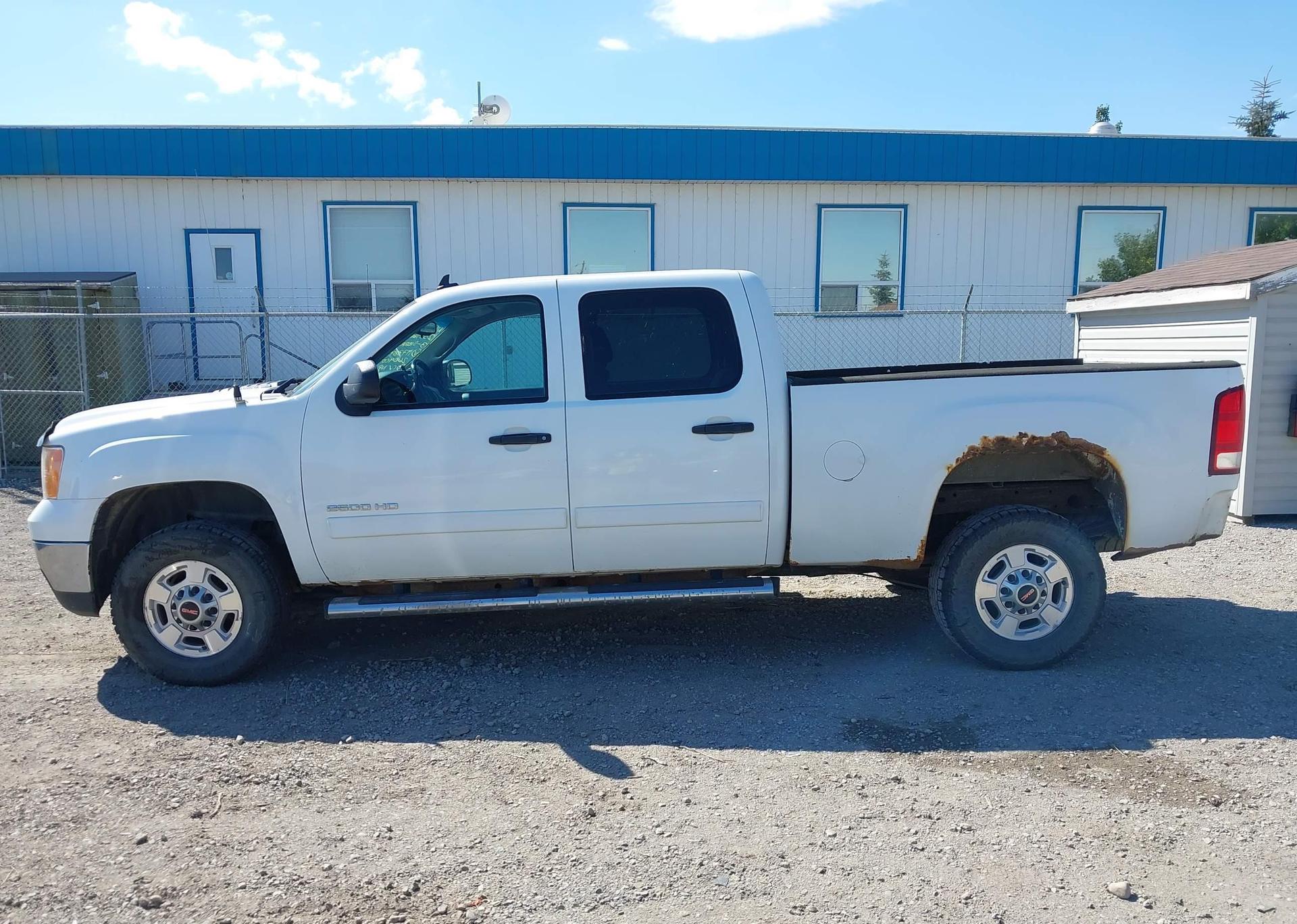 2013 GMC SIERRA K2500 SLE