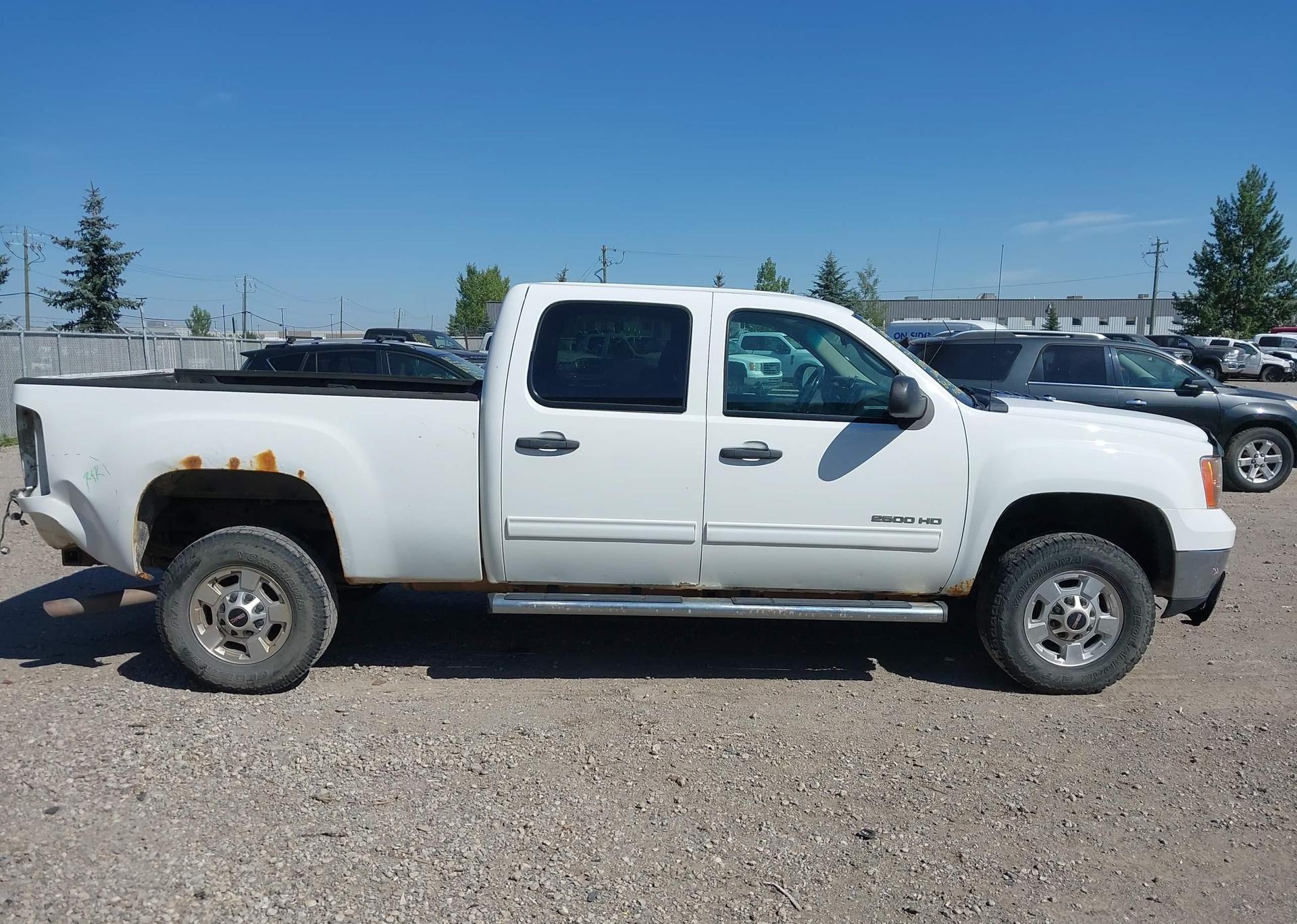 2013 GMC SIERRA K2500 SLE
