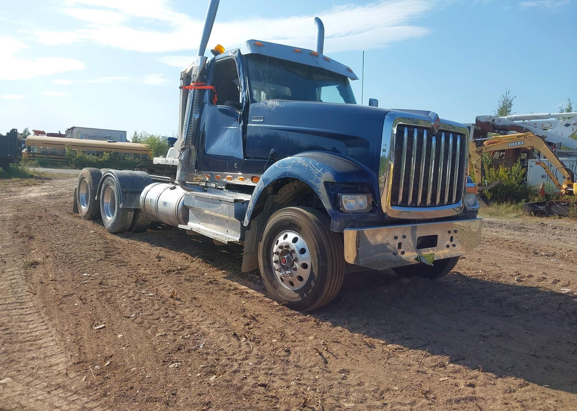 2023 INTERNATIONAL HX520