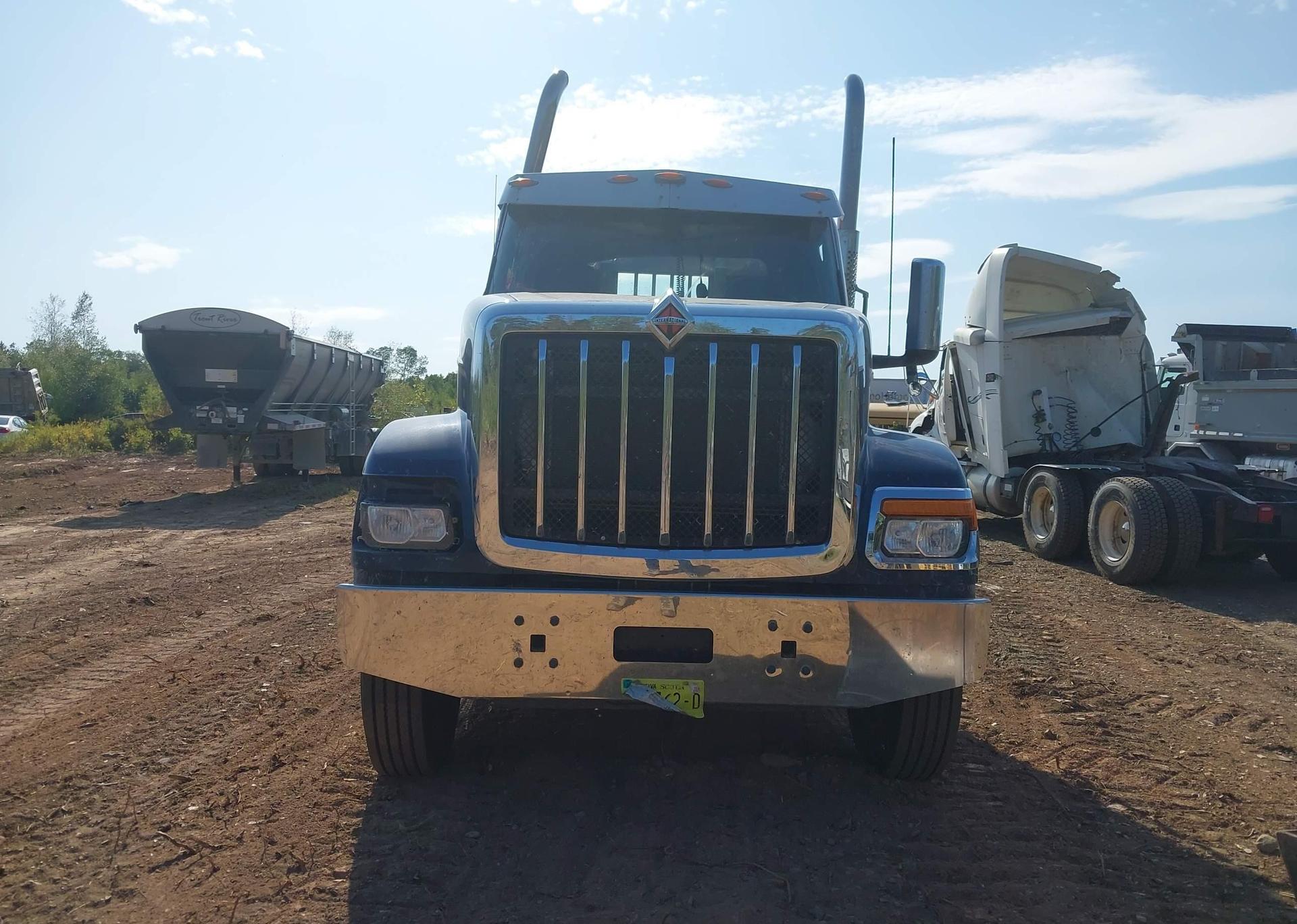 2023 INTERNATIONAL HX520