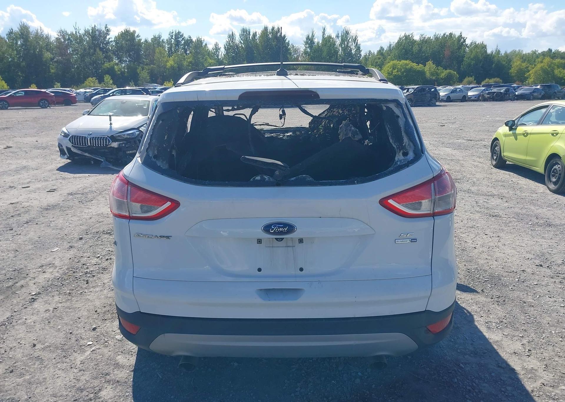 2016 FORD ESCAPE SE