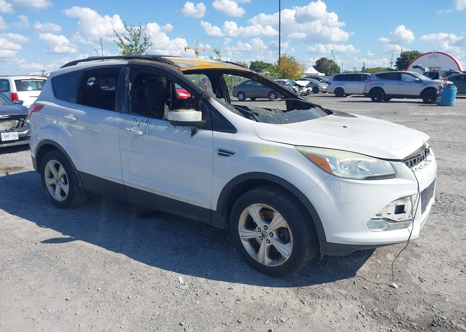 2016 FORD ESCAPE SE