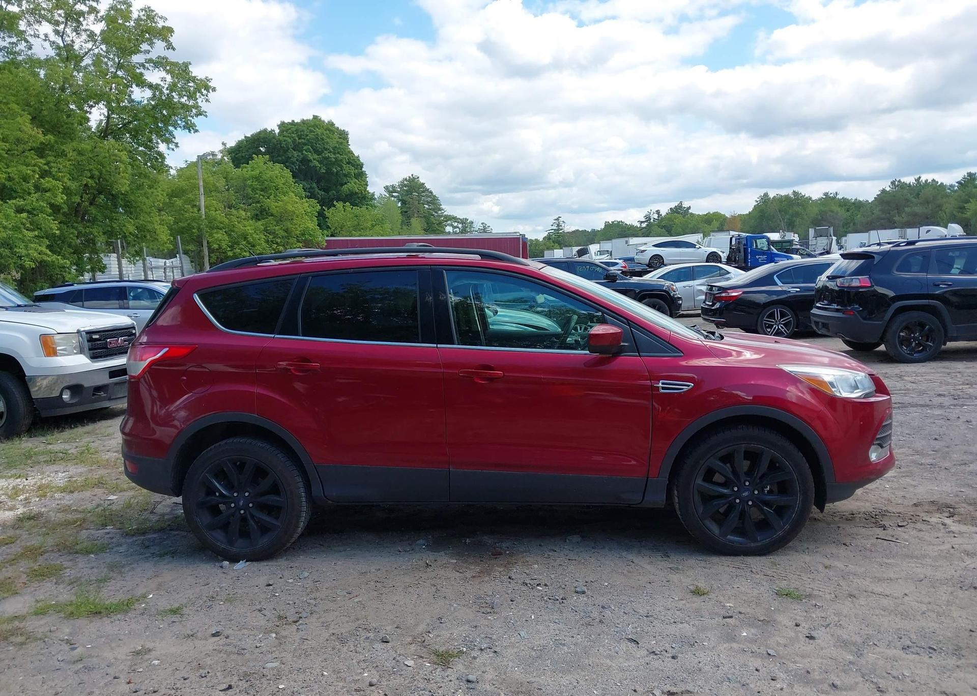 2014 FORD ESCAPE SE