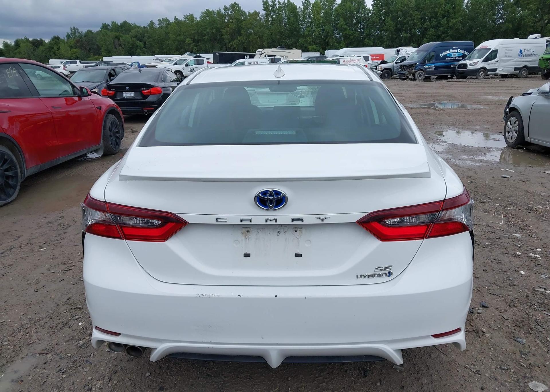 2023 TOYOTA CAMRY XLE