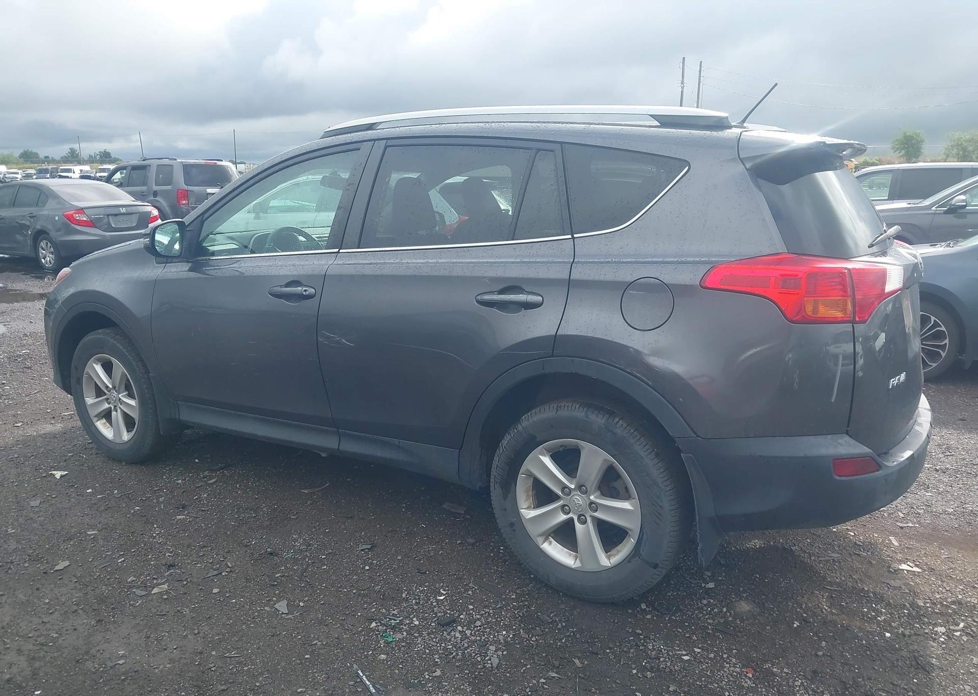 2014 TOYOTA RAV4