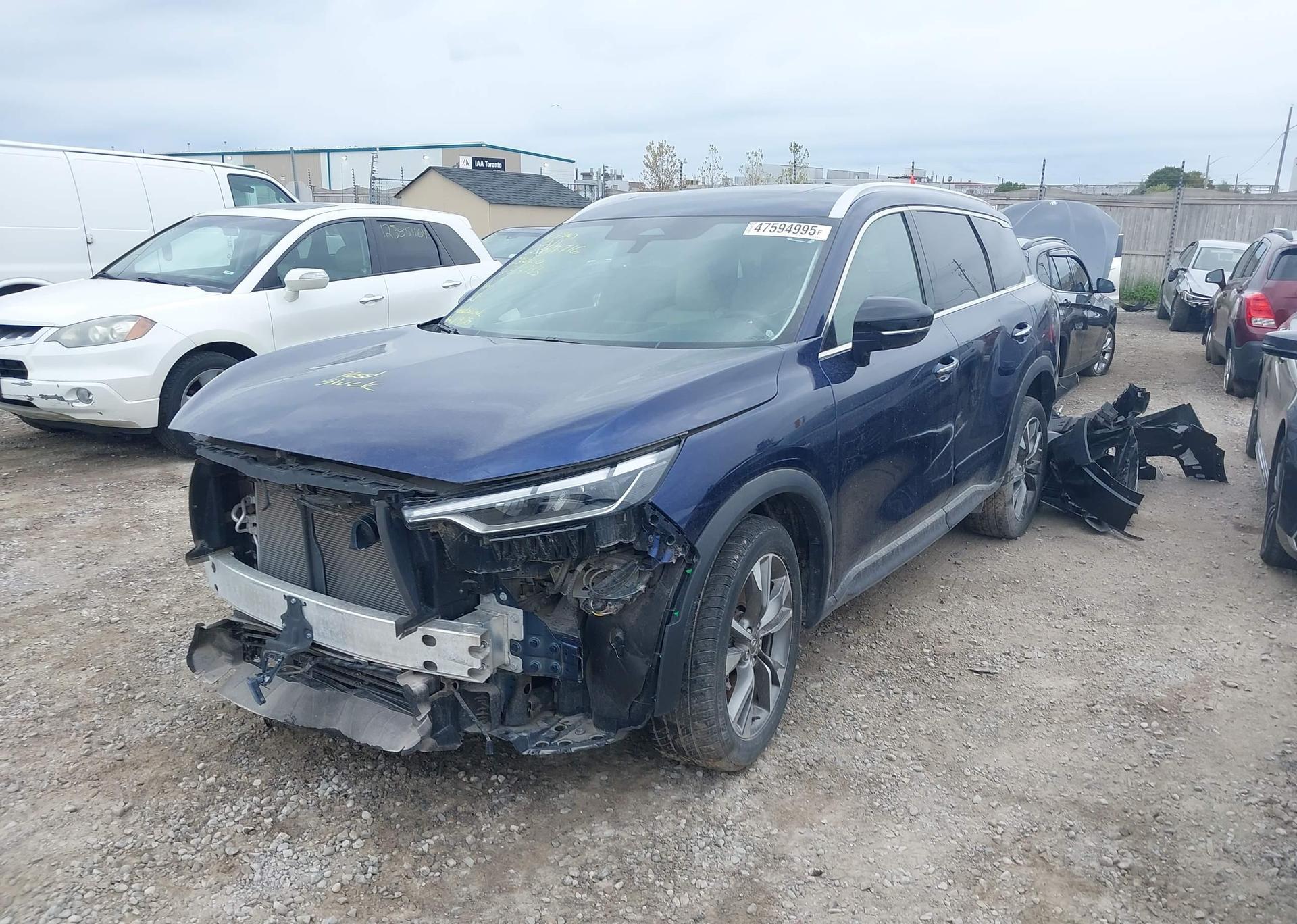 2023 INFINITI QX60 LUXE