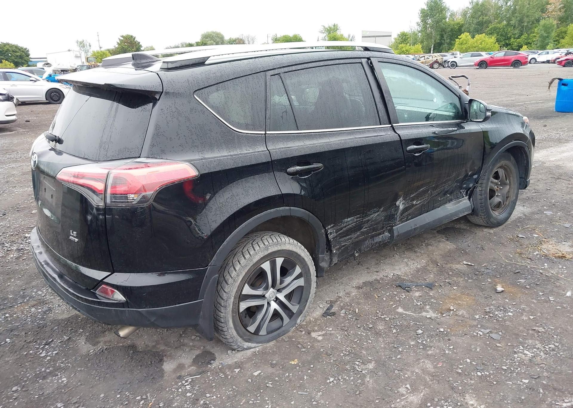 2017 TOYOTA RAV4 LE