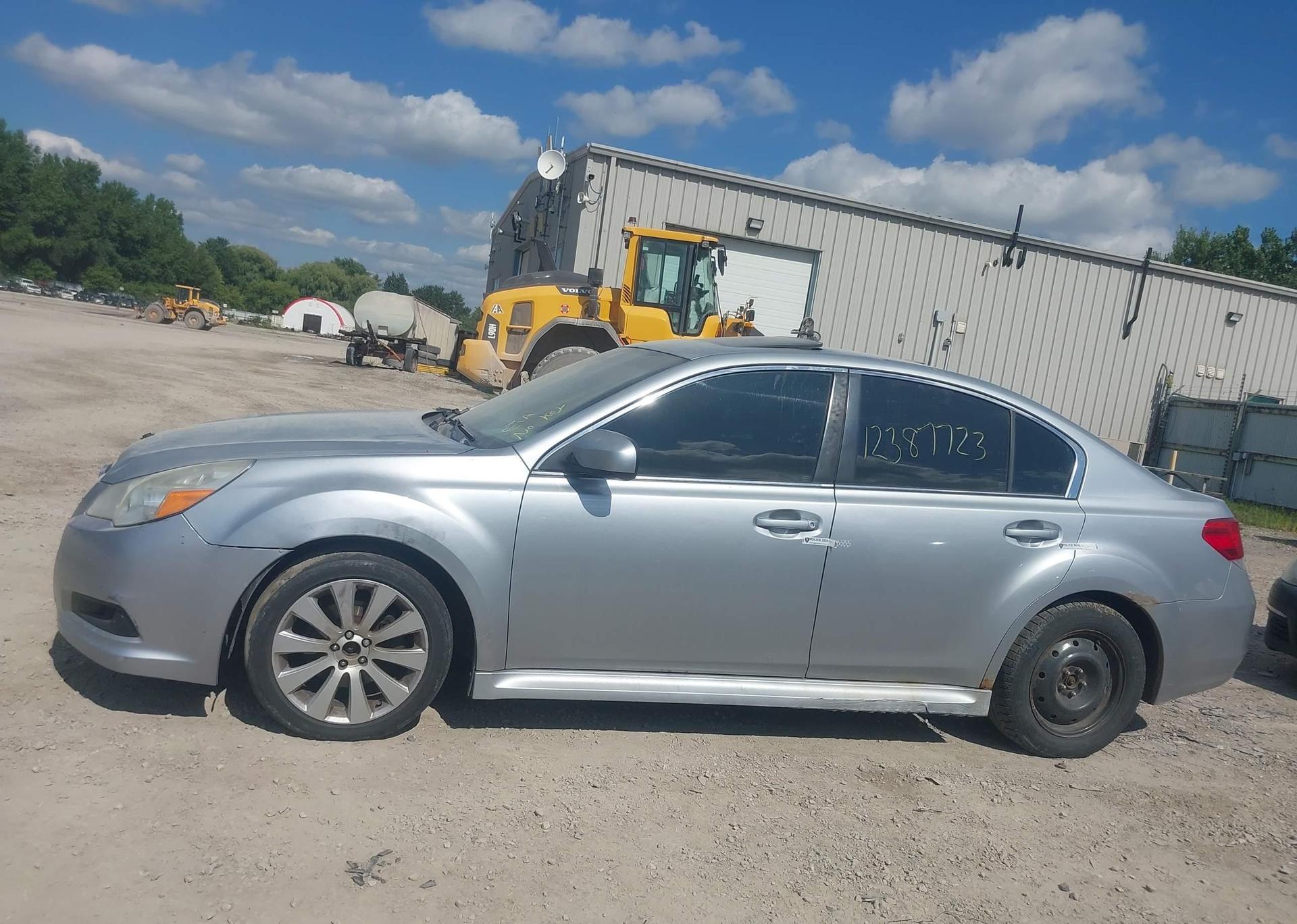2012 SUBARU LEGACY