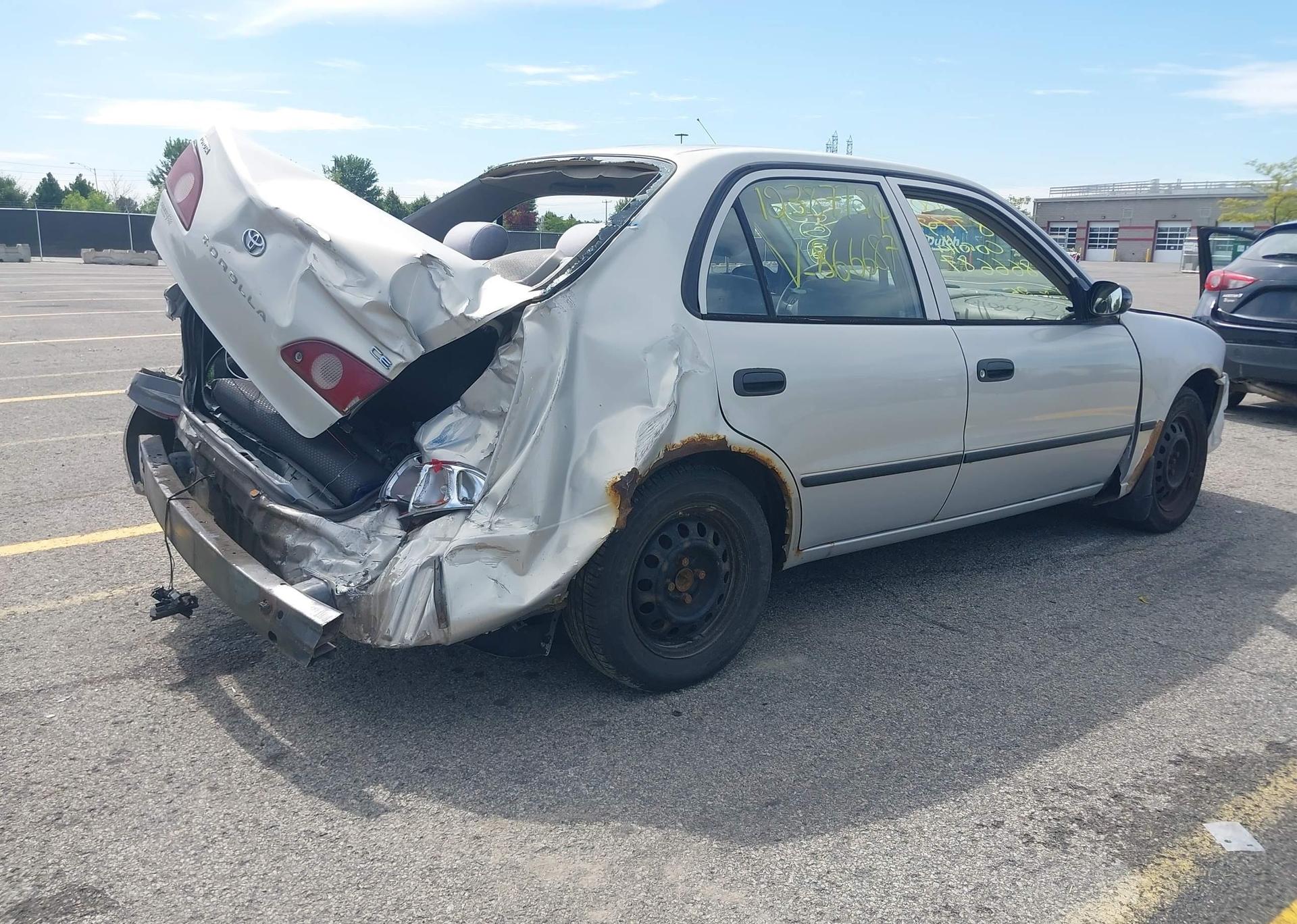 2002 TOYOTA COROLLA CE