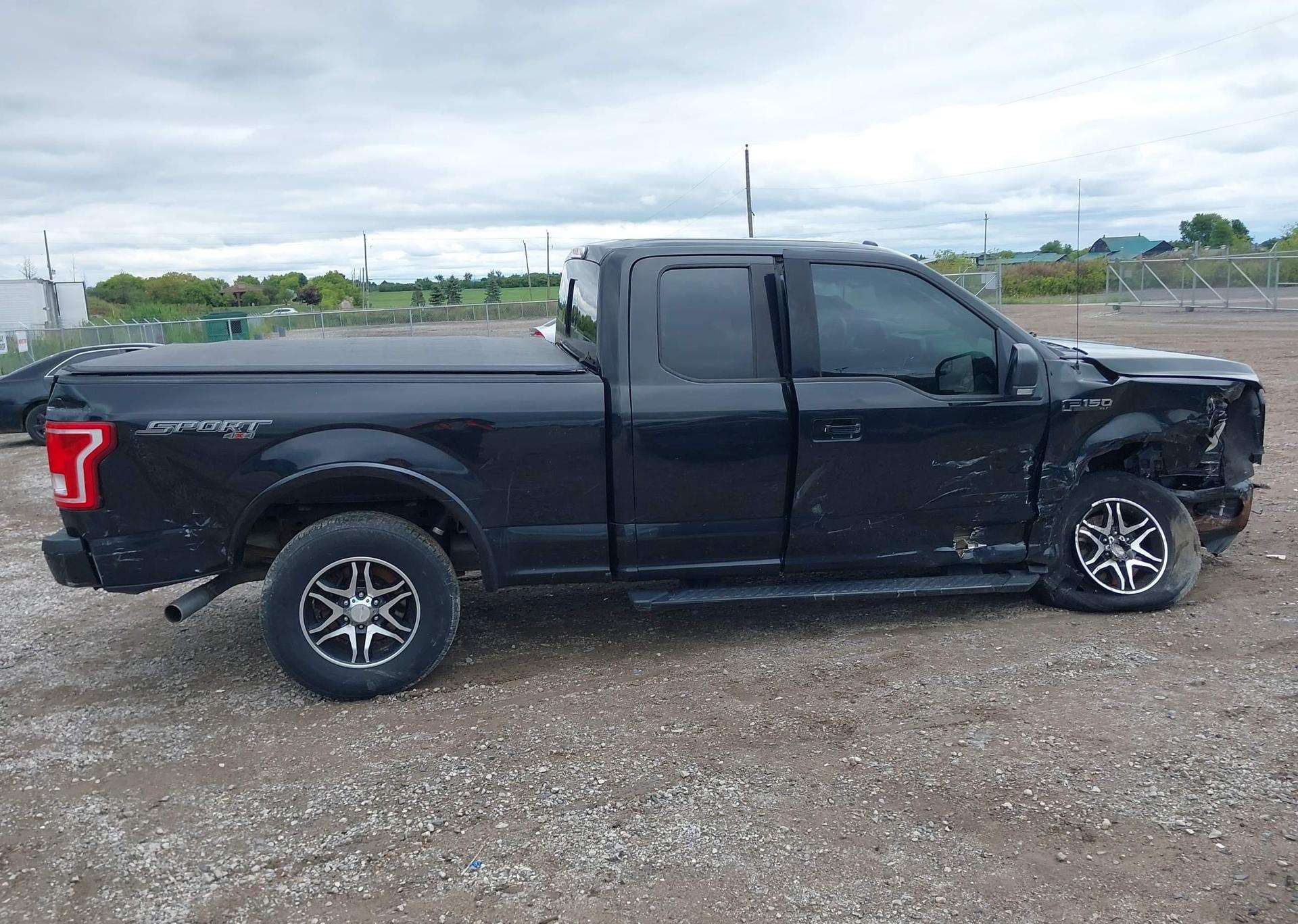 2015 FORD F-150
