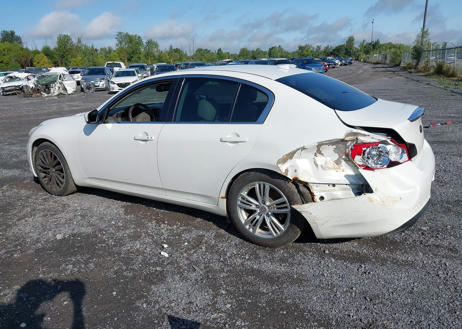2010 INFINITI G37X
