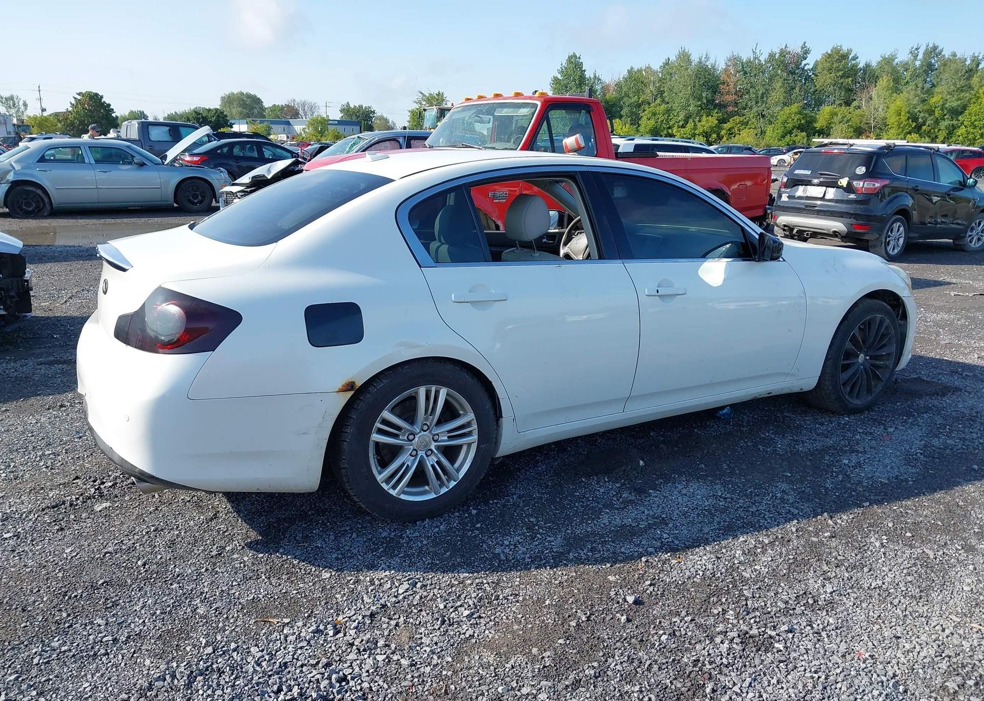 2010 INFINITI G37X