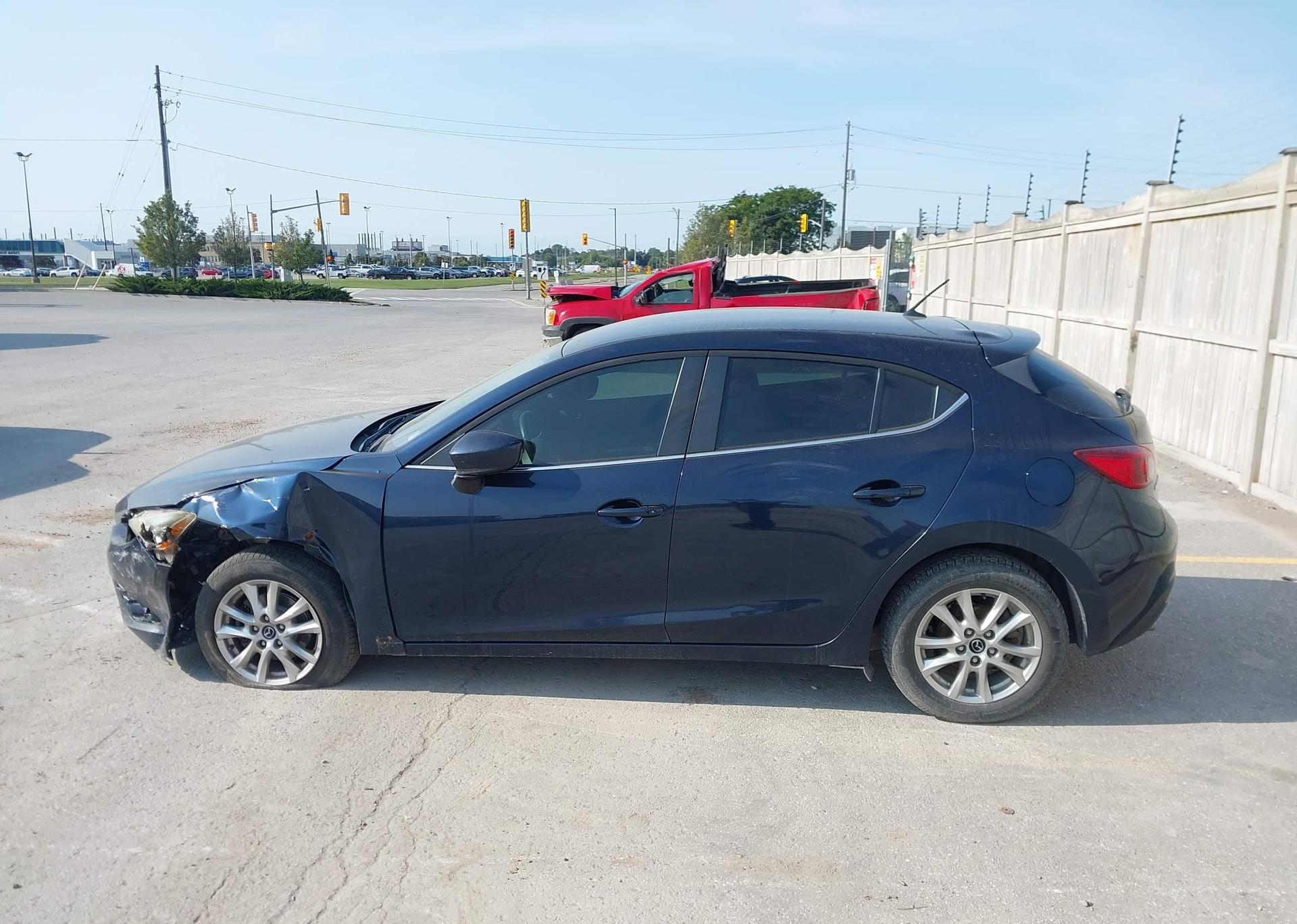 2014 MAZDA MAZDA3 GS-SKY
