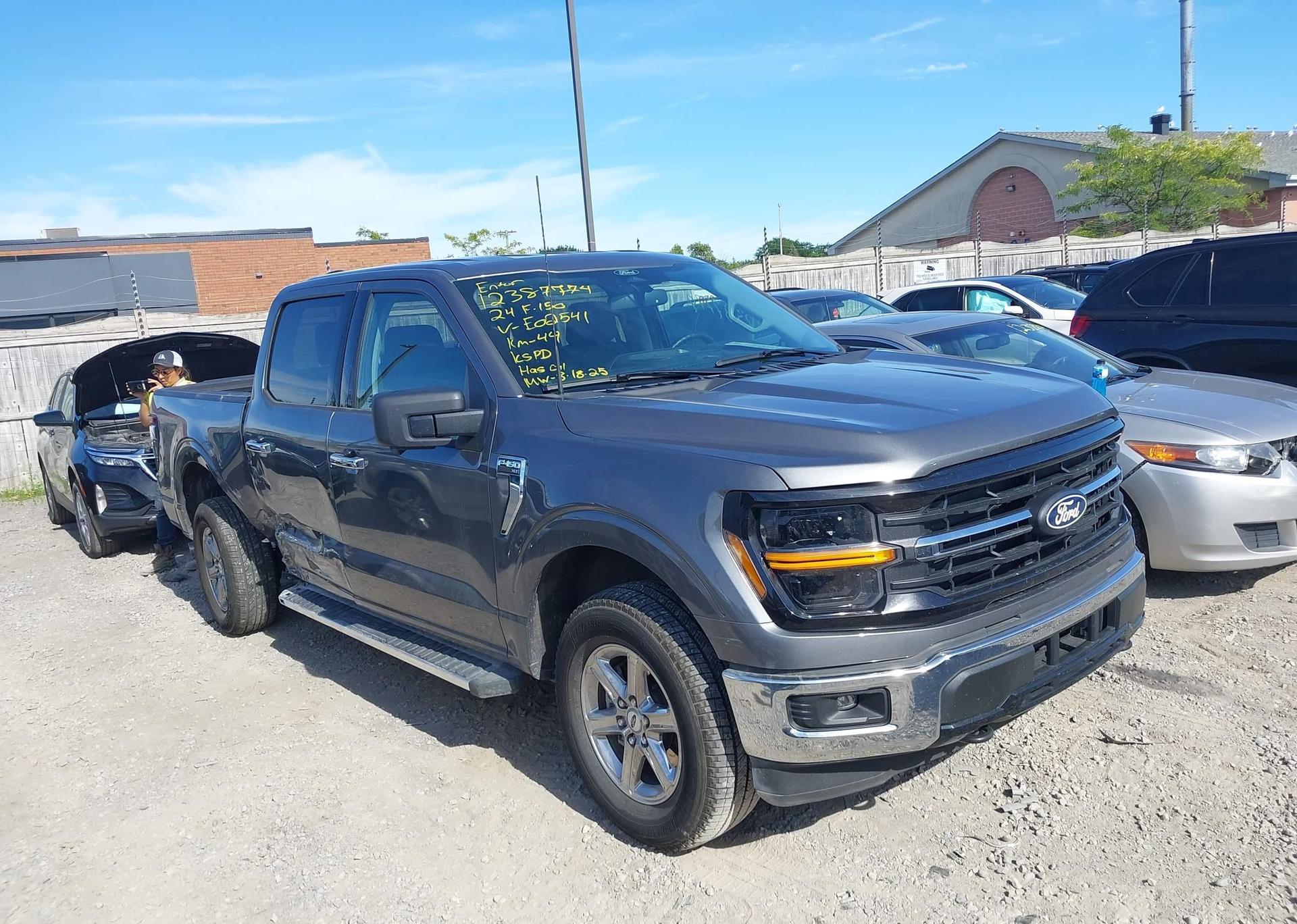 2024 FORD F150 XLT