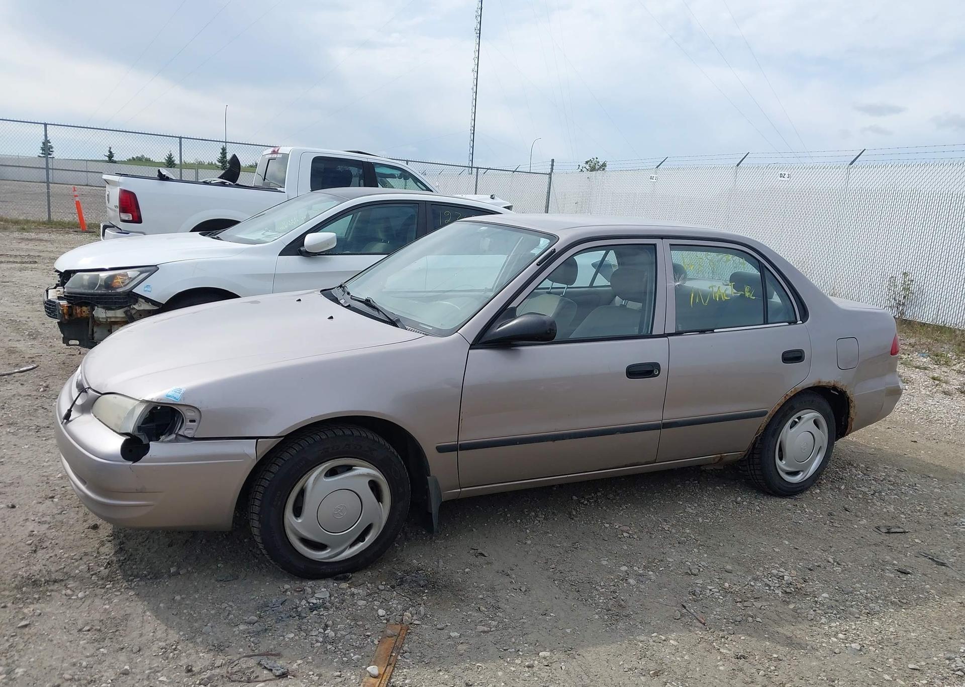 2000 TOYOTA COROLLA VE