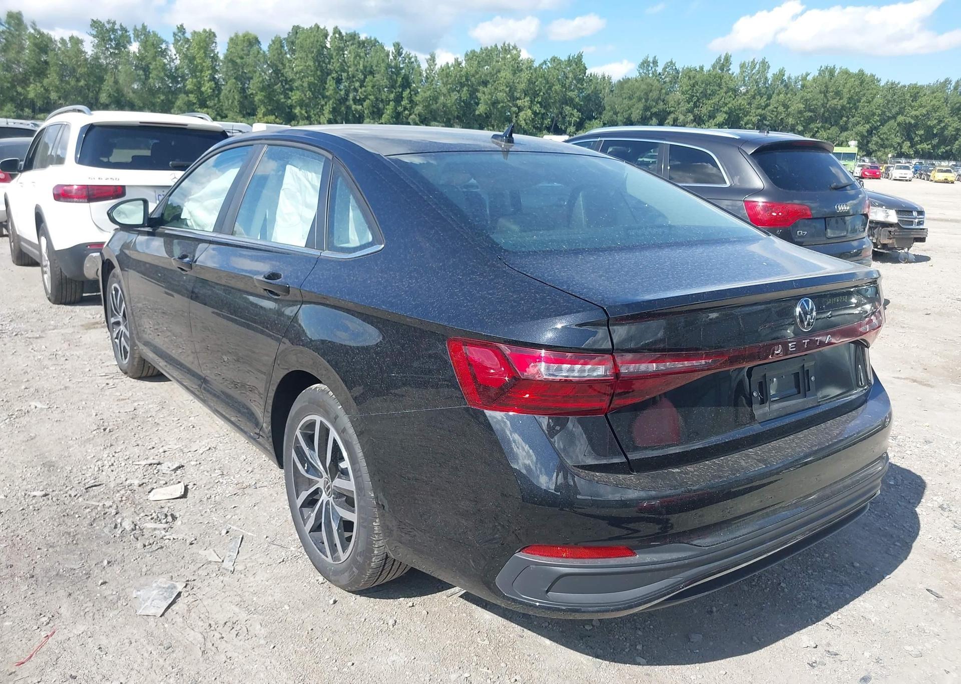 2025 VOLKSWAGEN JETTA SE