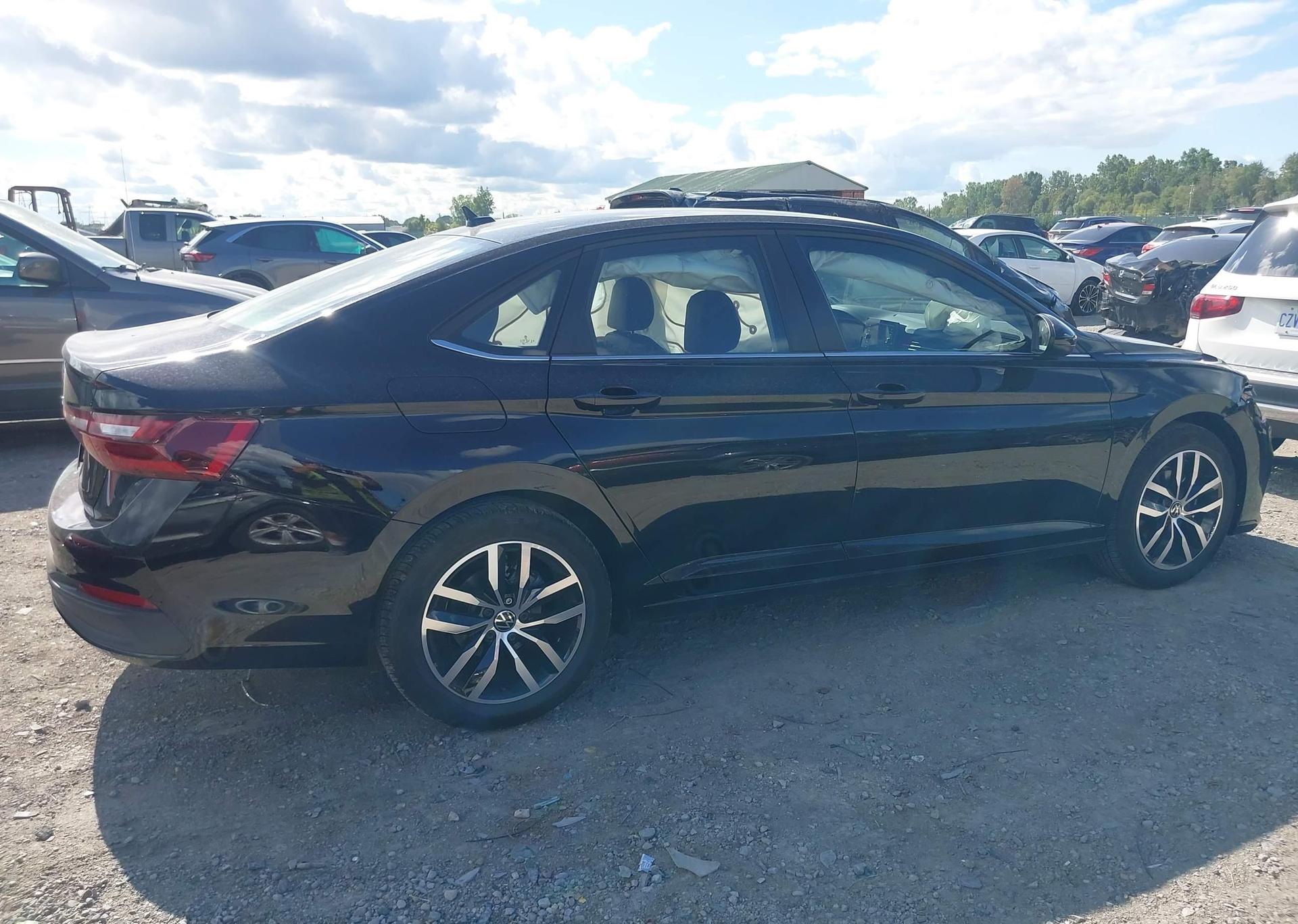 2025 VOLKSWAGEN JETTA SE