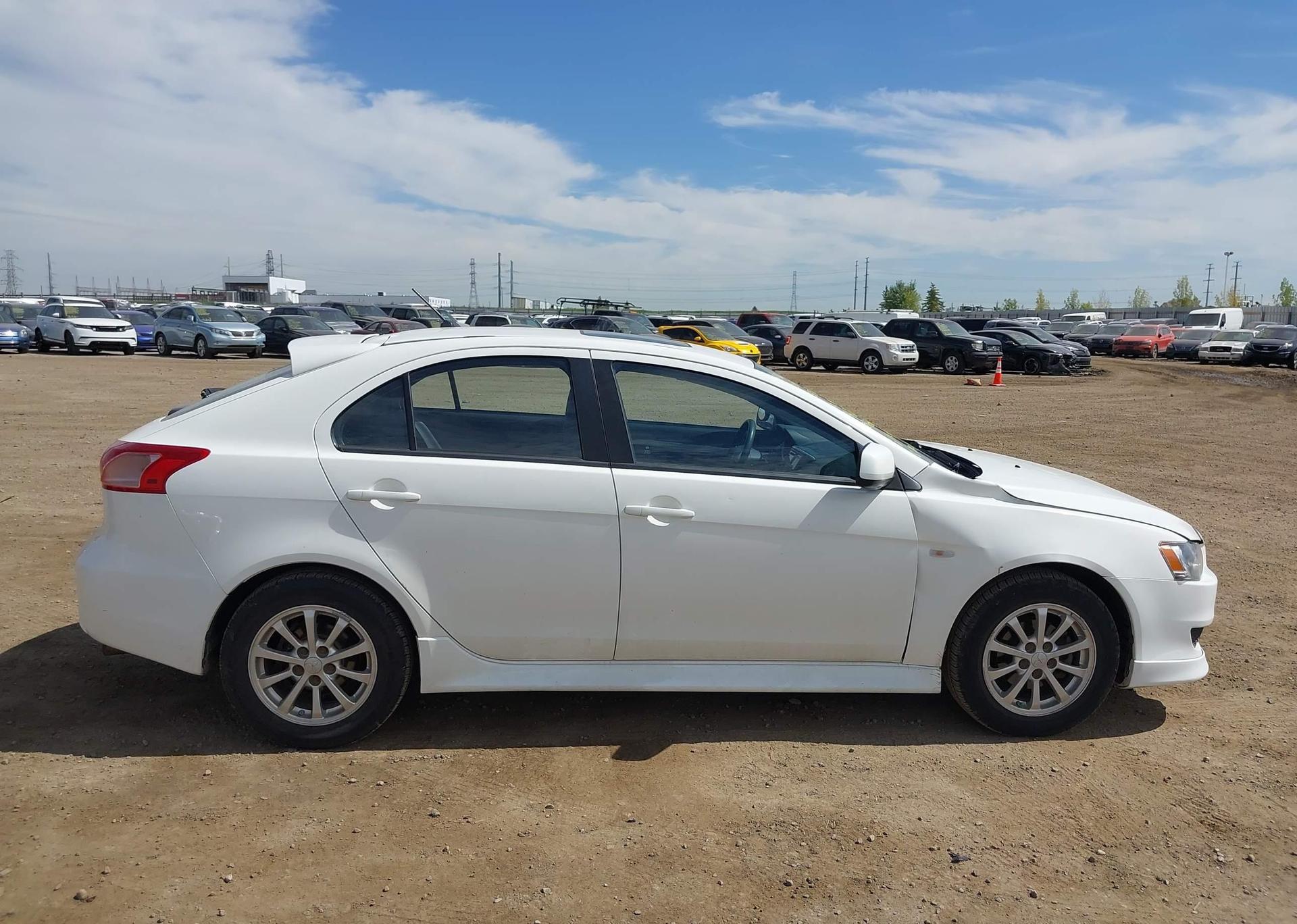 2014 MITSUBISHI LANCER ES