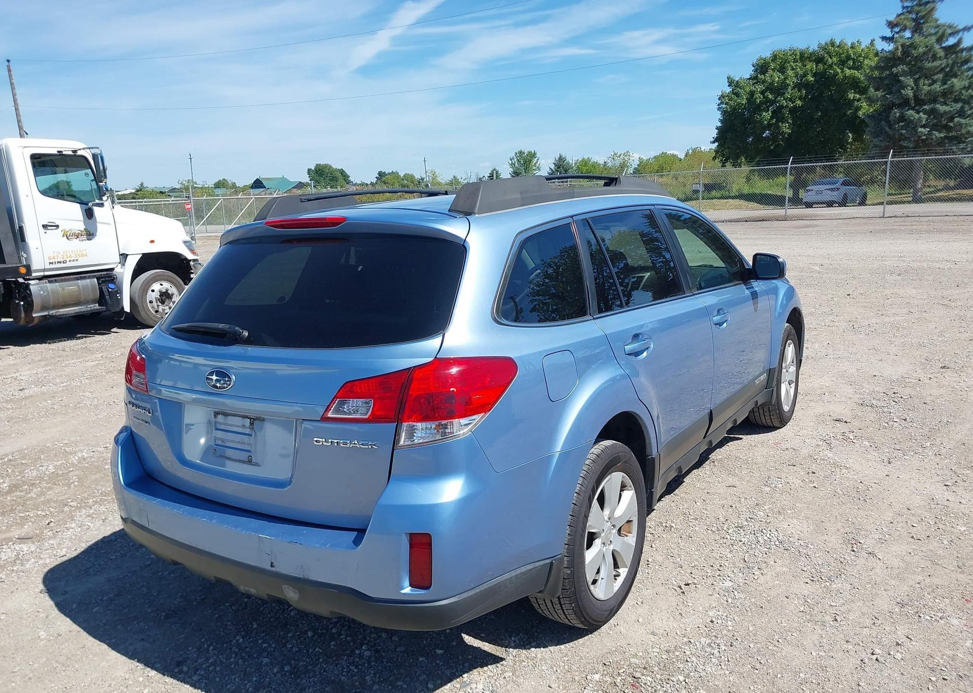 2011 SUBARU OUTBACK 2.5I PREMIUM