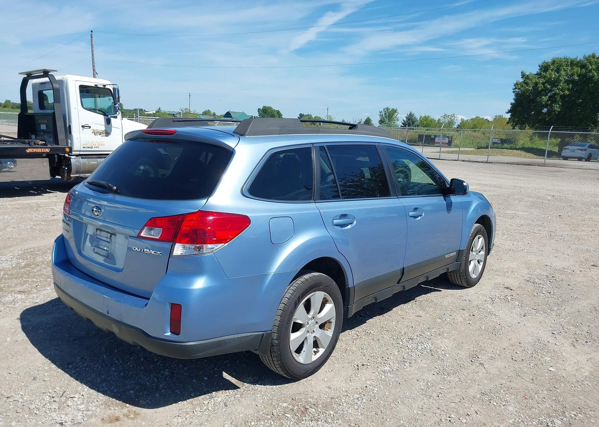2011 SUBARU OUTBACK 2.5I PREMIUM