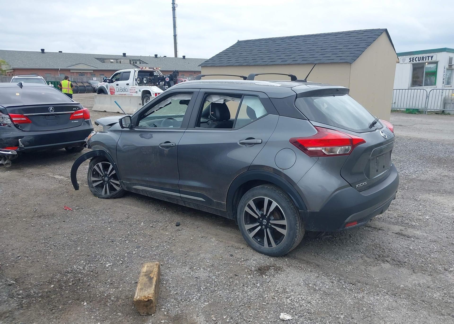 2018 NISSAN KICKS S