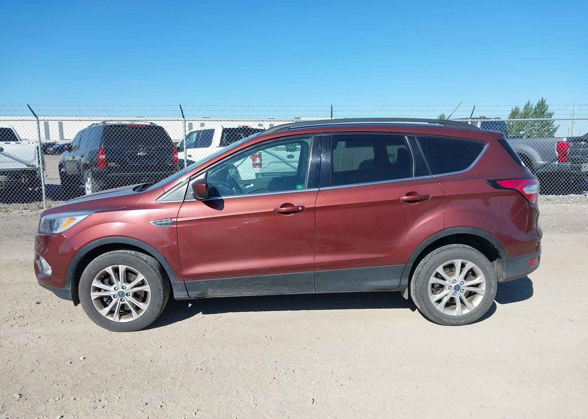 2018 FORD ESCAPE SE