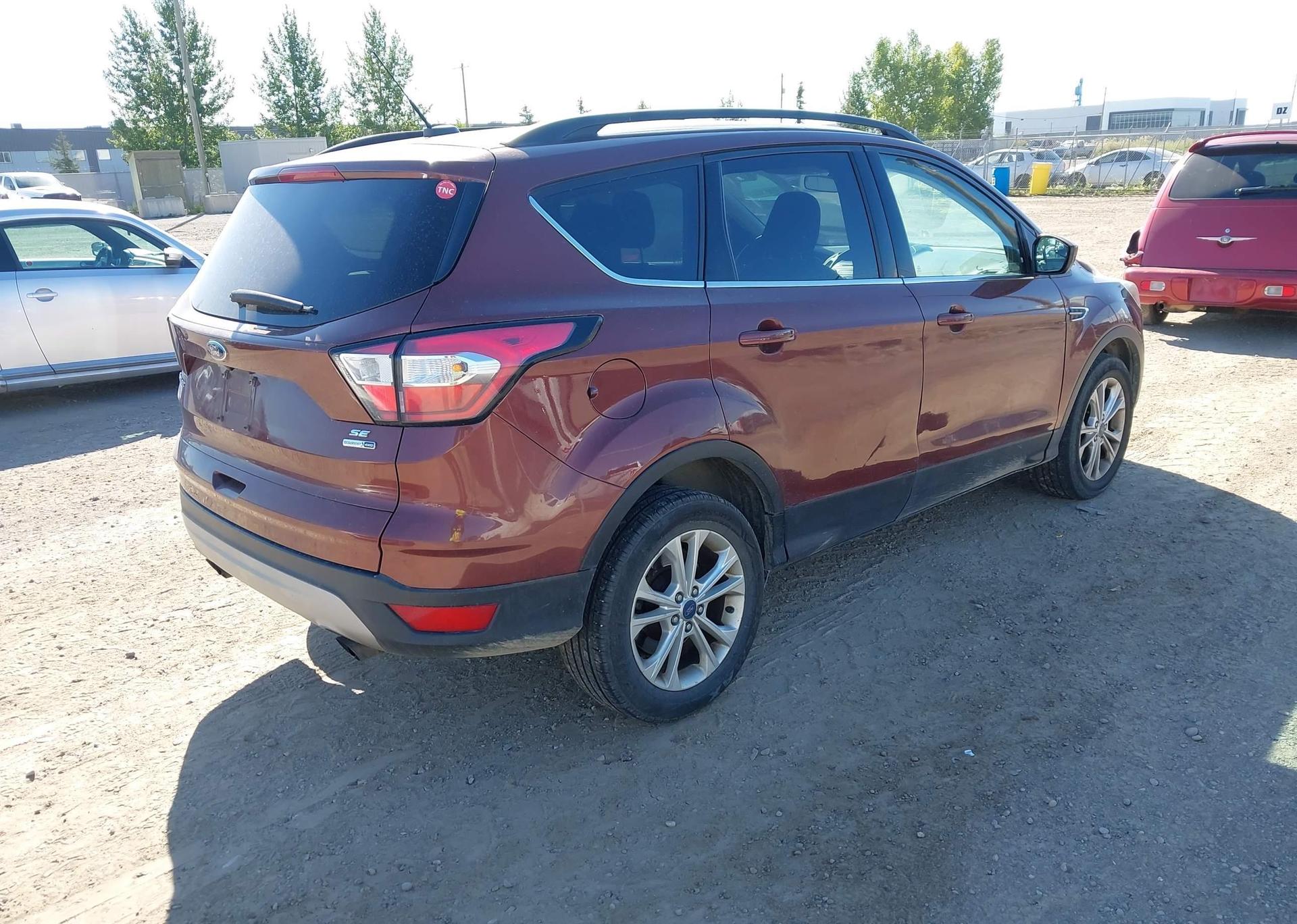 2018 FORD ESCAPE SE