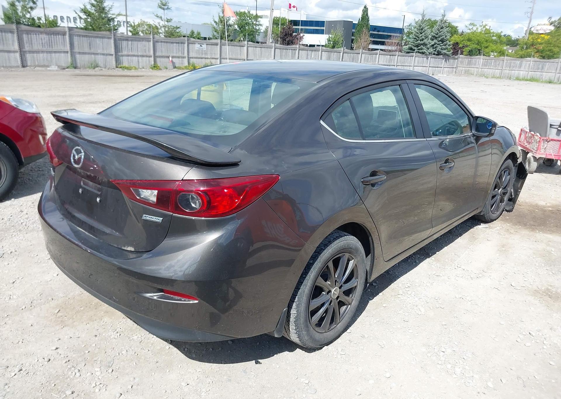 2015 MAZDA MAZDA3 GS