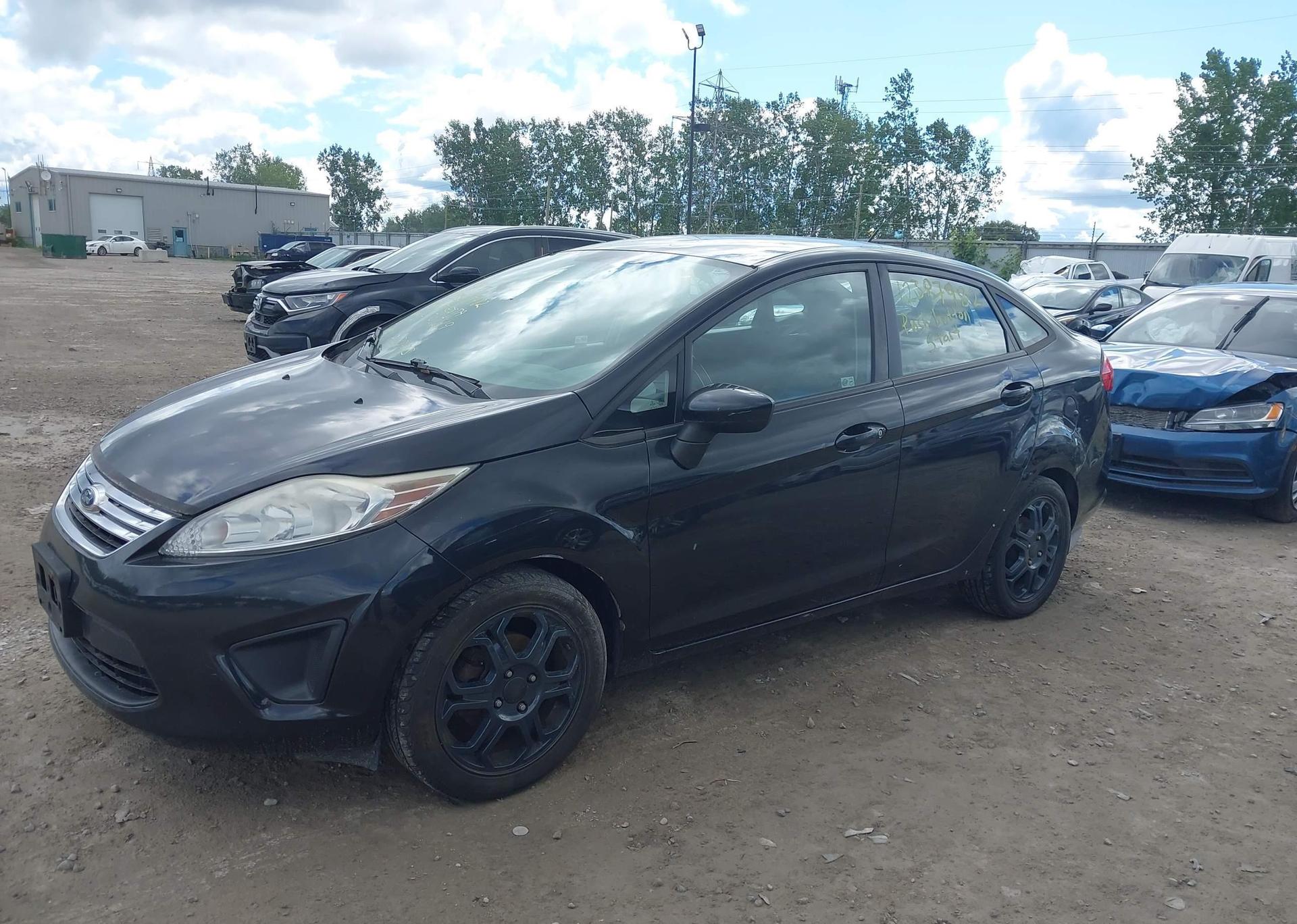 2013 FORD FIESTA SE