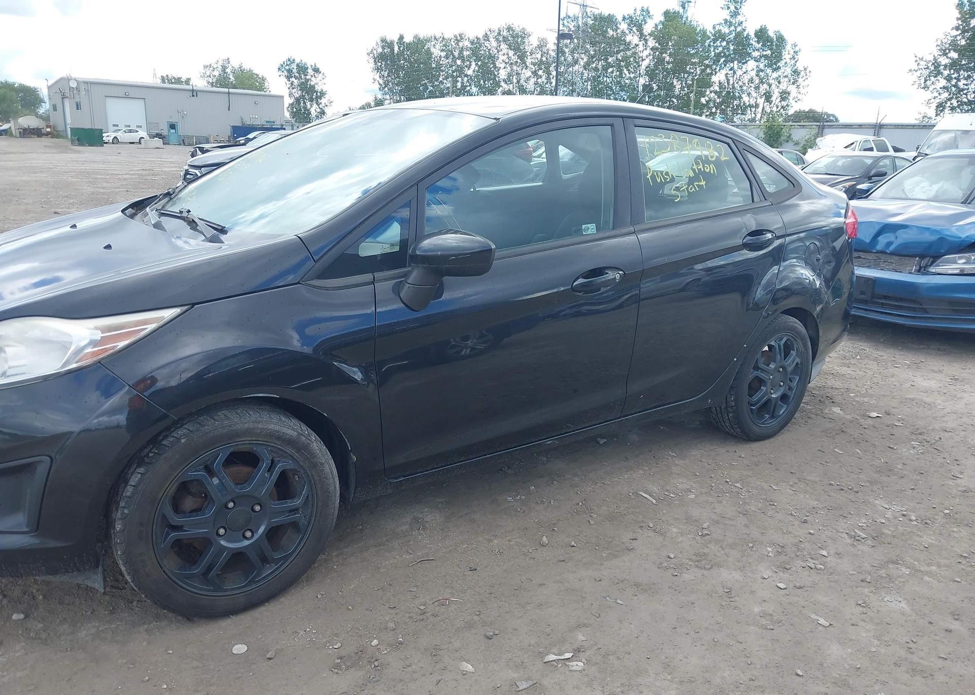 2013 FORD FIESTA SE