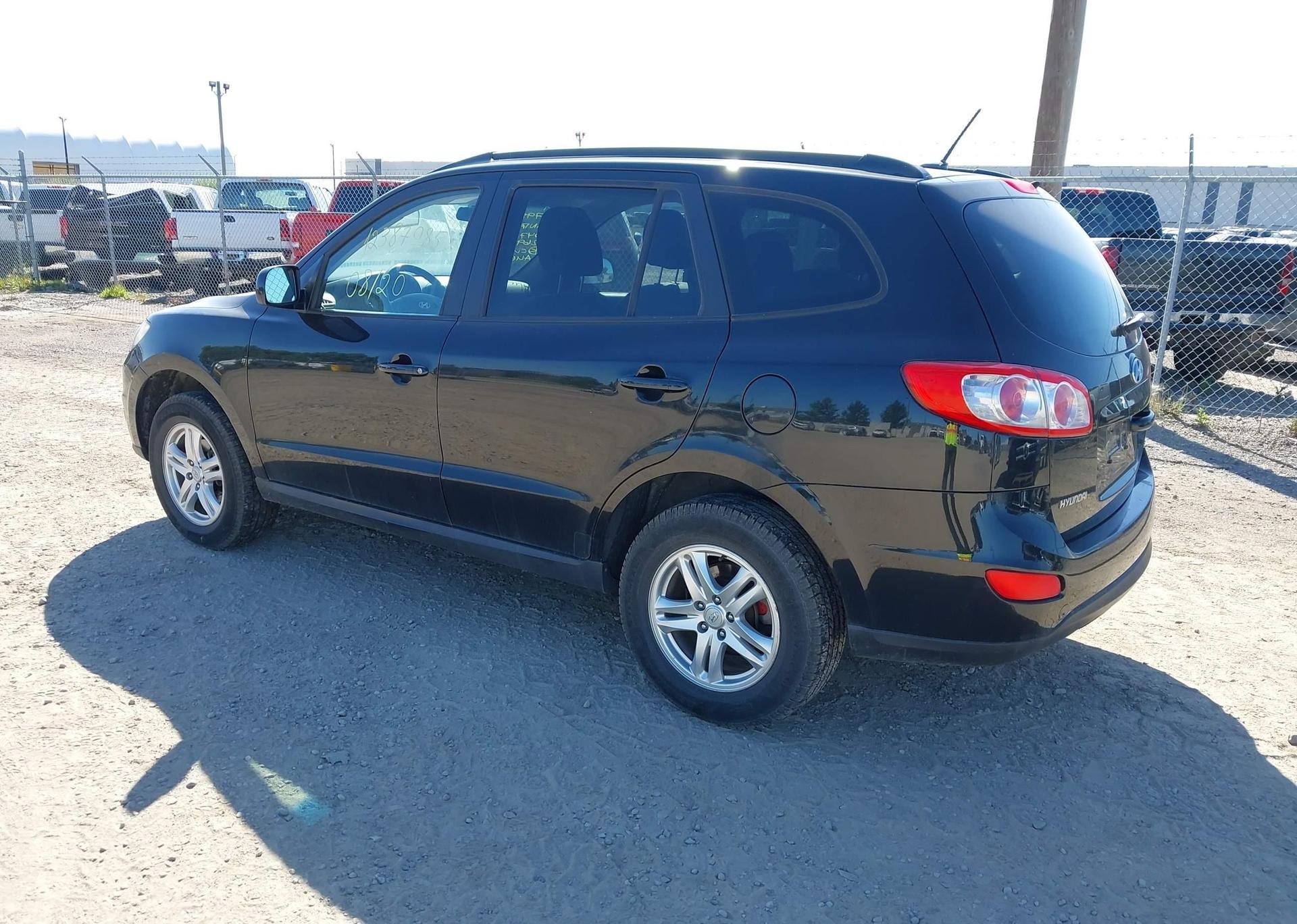2011 HYUNDAI SANTA FE GLS