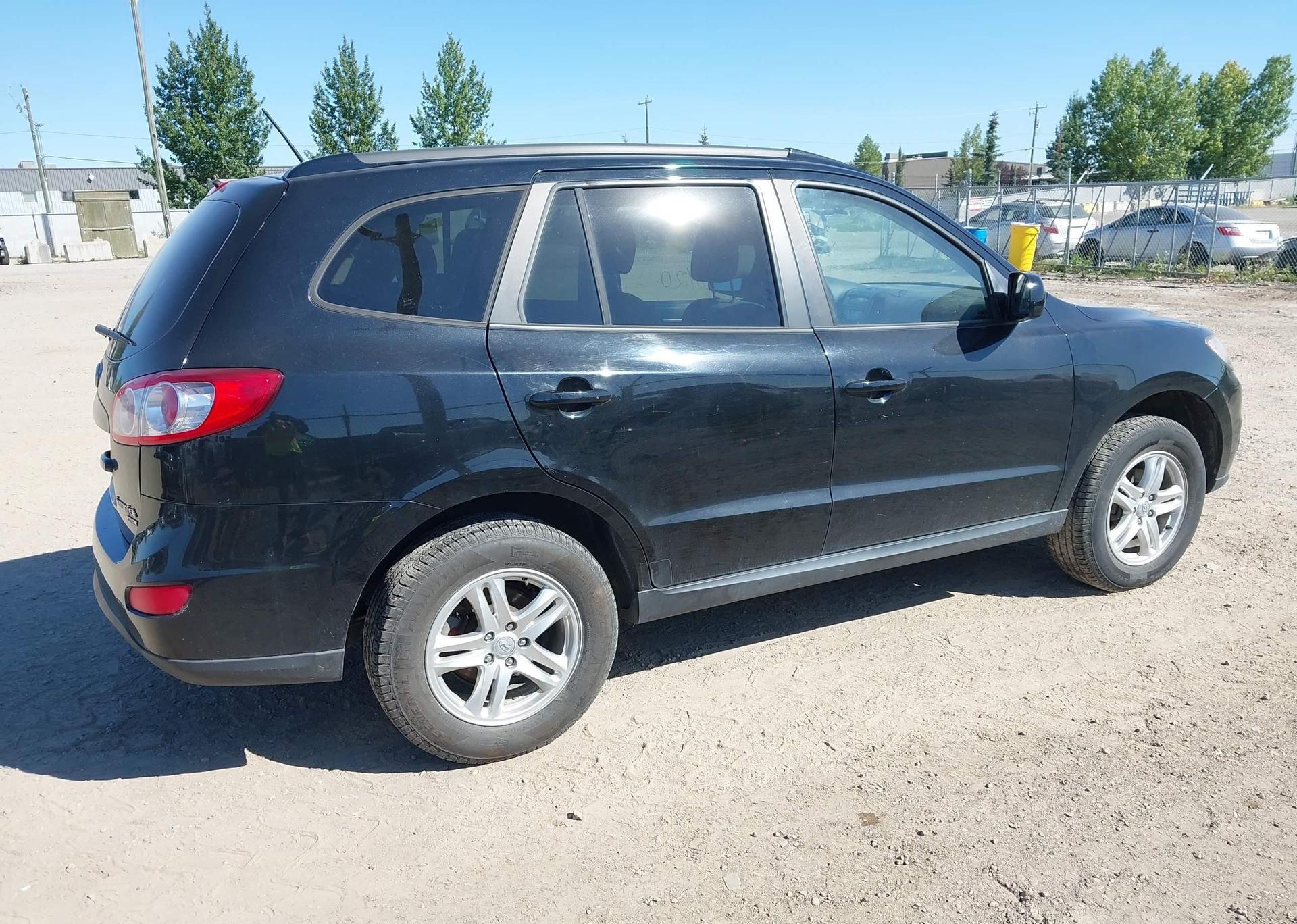 2011 HYUNDAI SANTA FE GLS