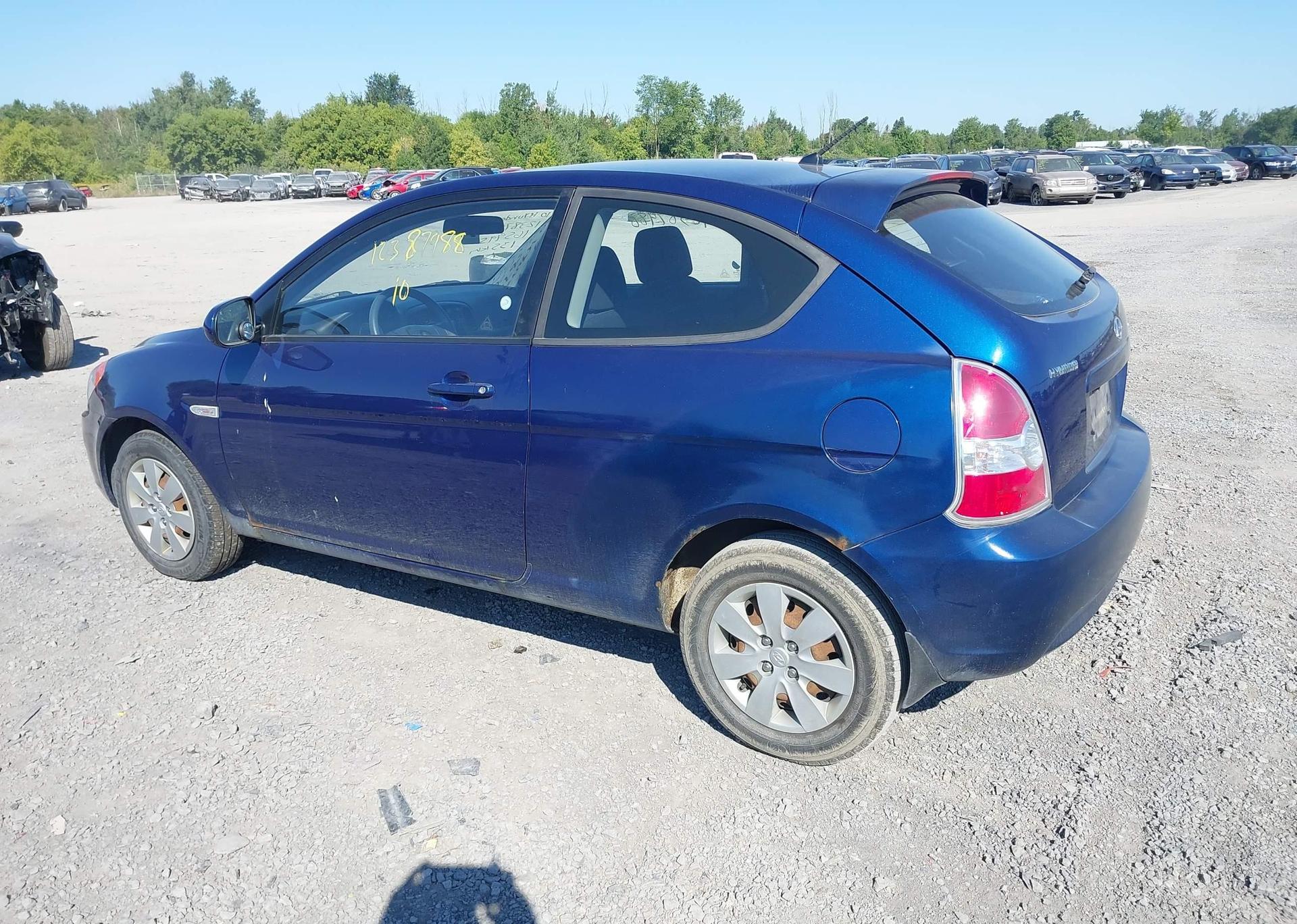2010 HYUNDAI ACCENT SE