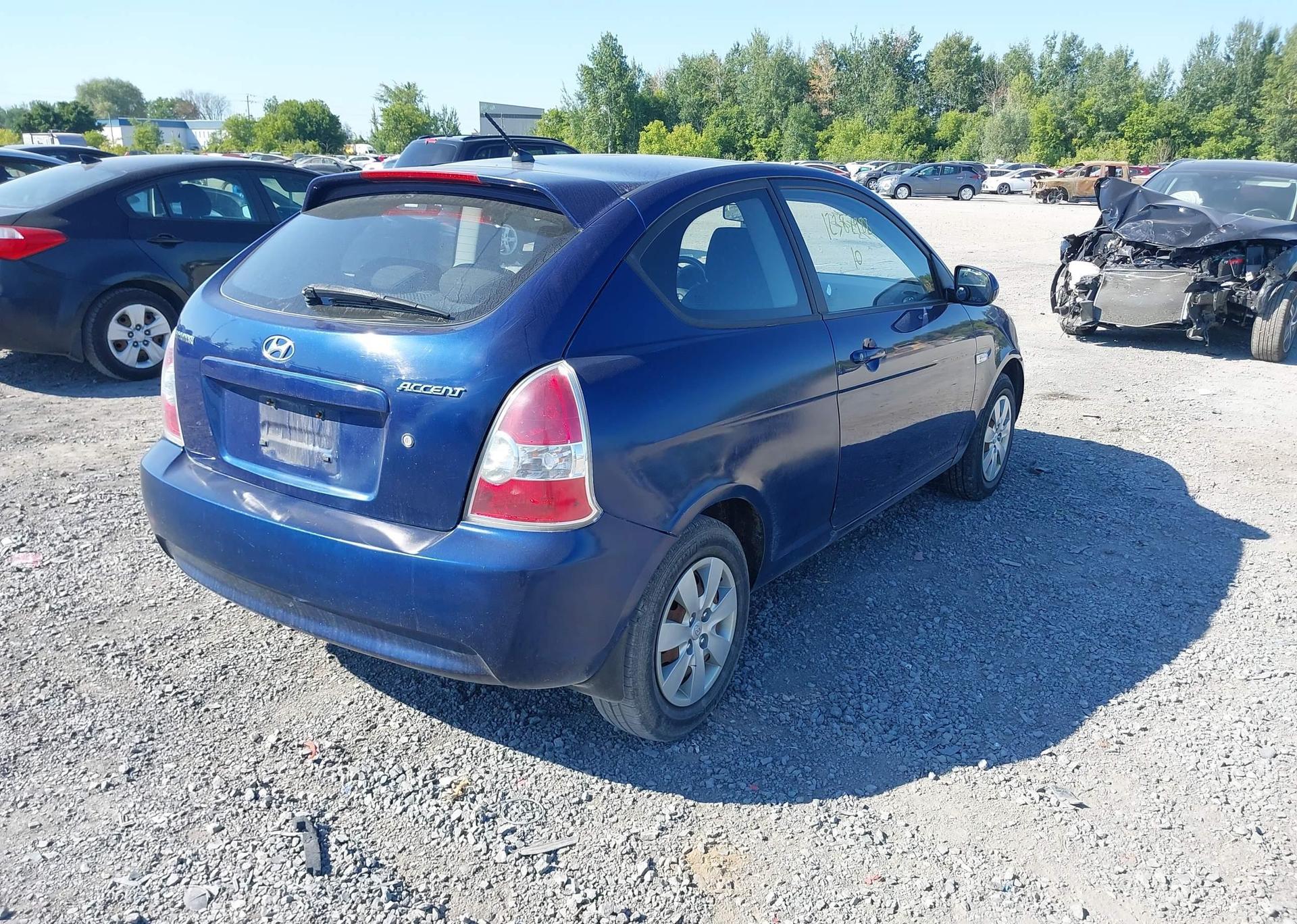 2010 HYUNDAI ACCENT SE