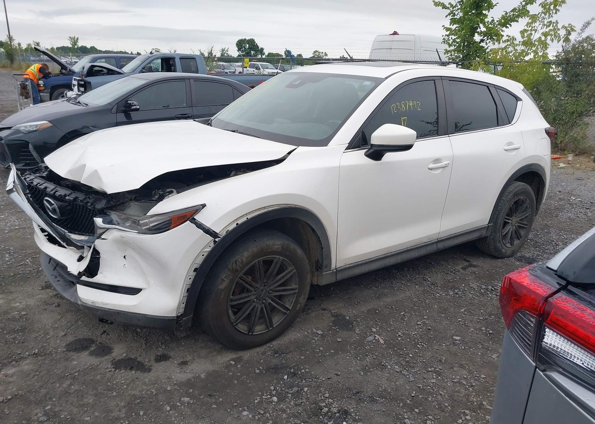 2017 MAZDA CX-5 GS