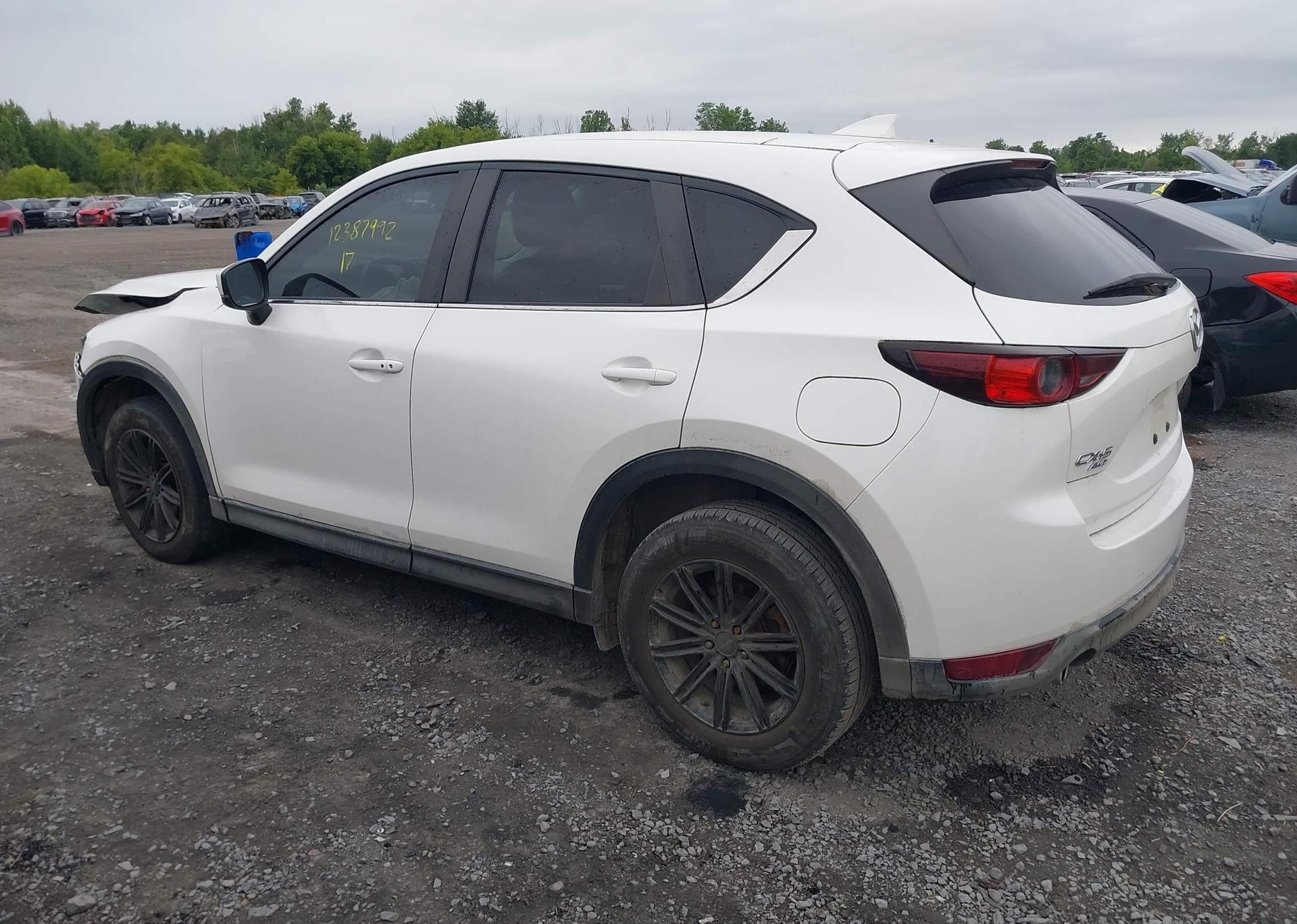 2017 MAZDA CX-5 GS