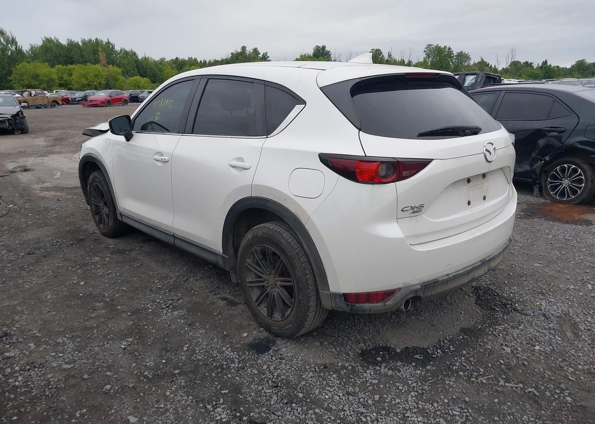 2017 MAZDA CX-5 GS