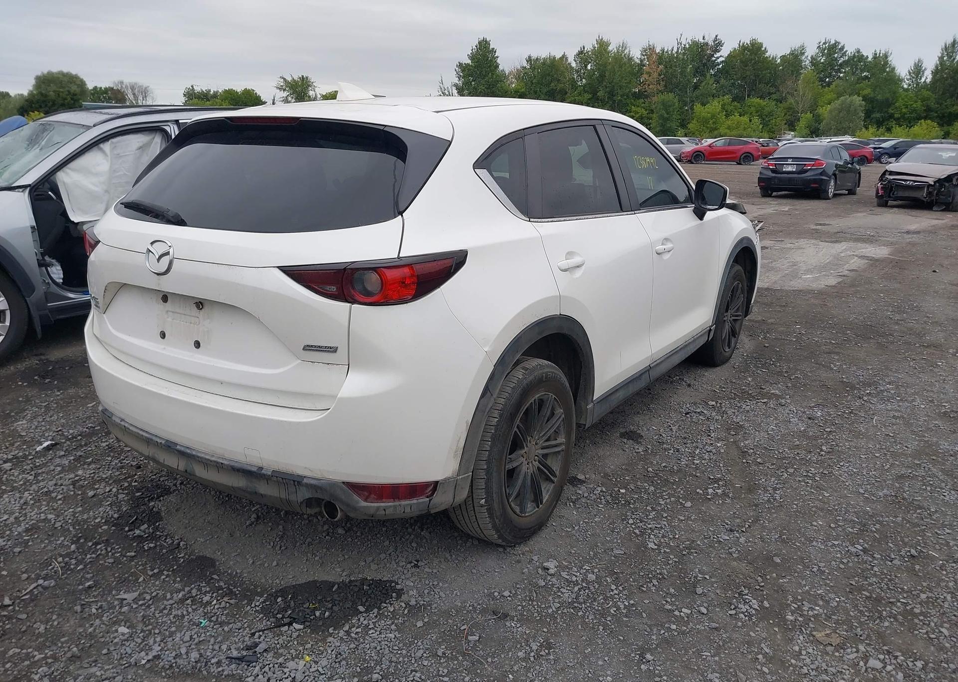 2017 MAZDA CX-5 GS