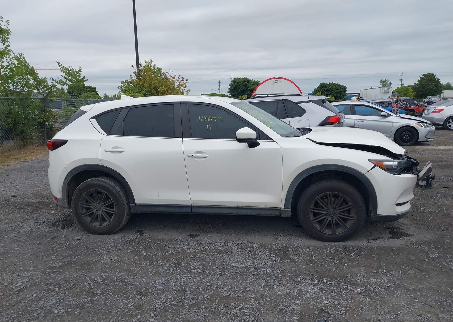 2017 MAZDA CX-5 GS