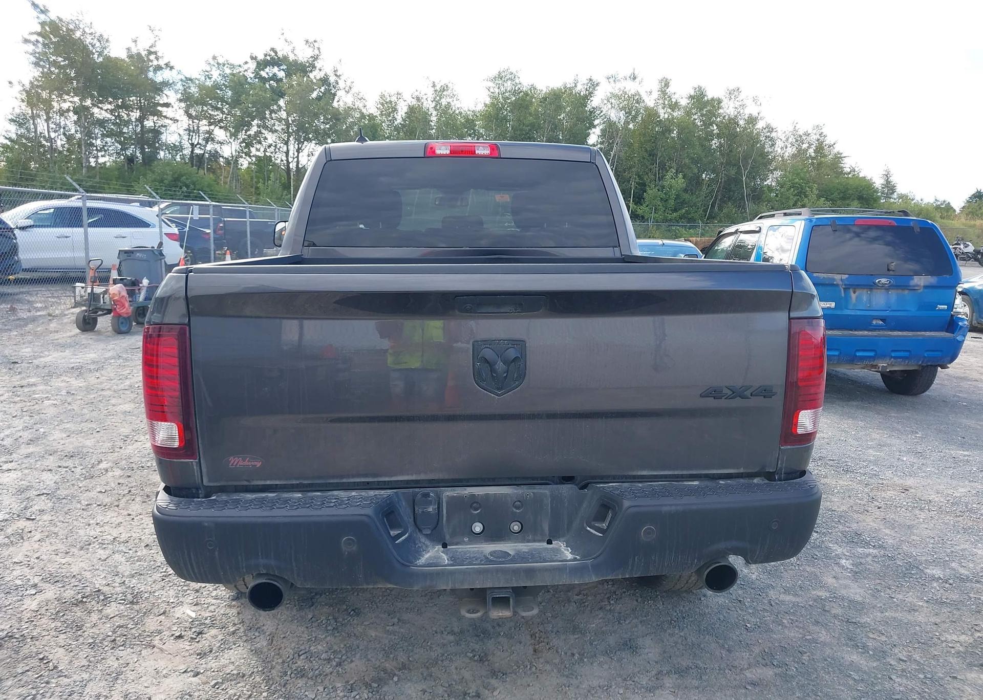 2023 RAM 1500 CLASSIC SLT