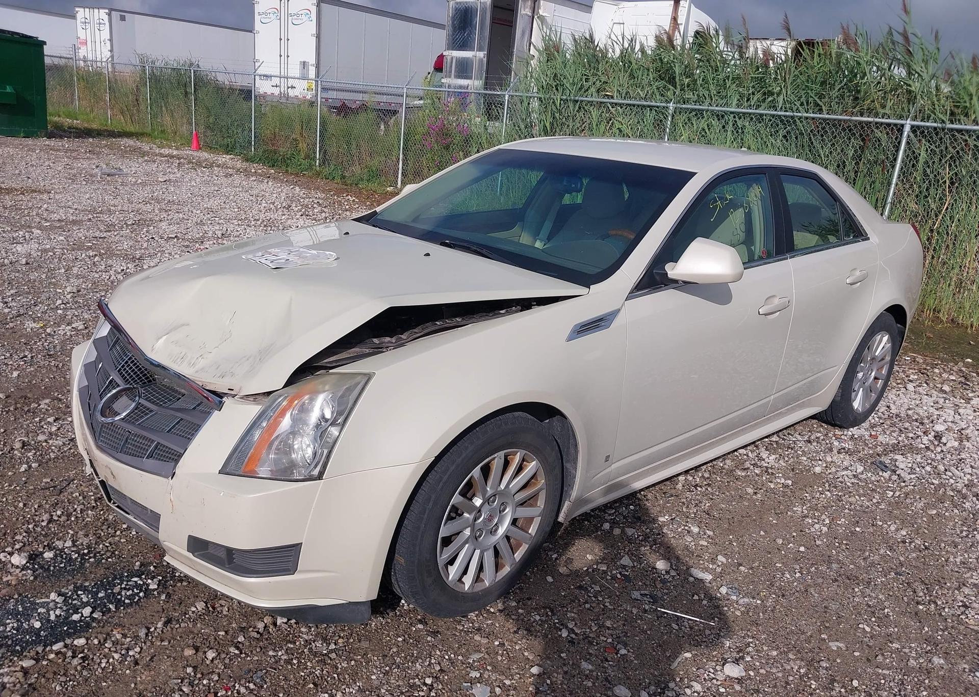 2010 CADILLAC CTS LUXURY