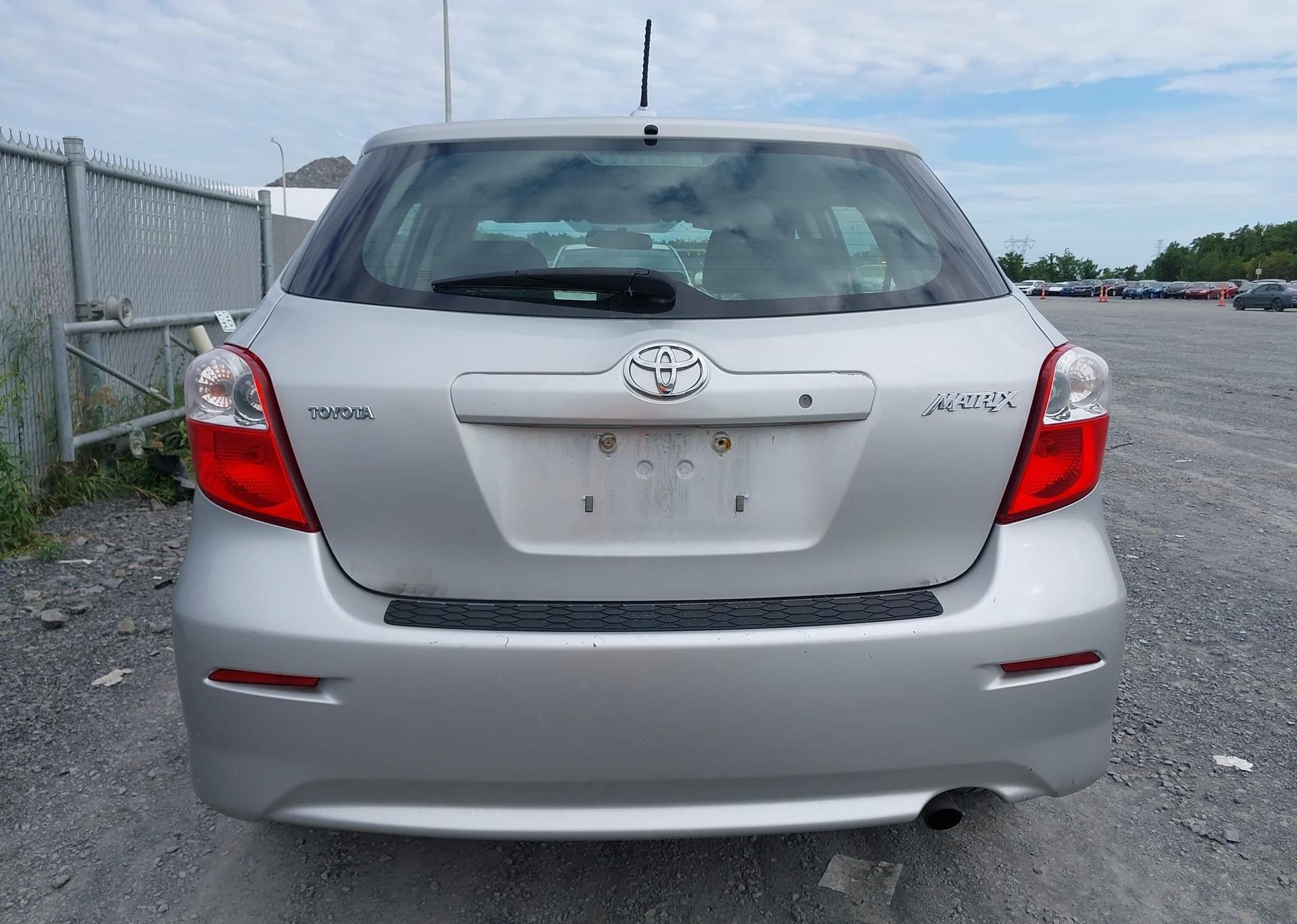 2010 TOYOTA MATRIX