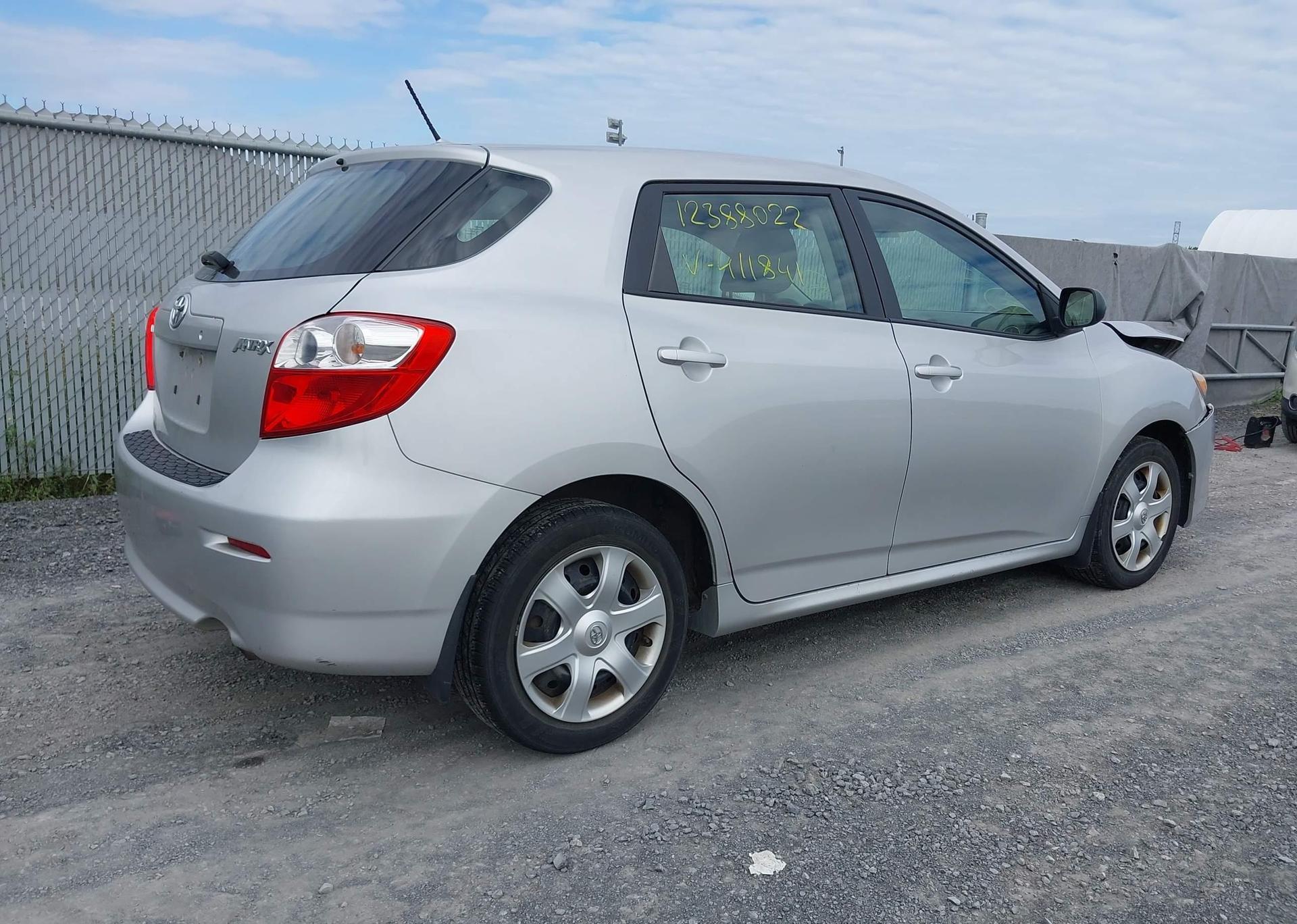 2010 TOYOTA MATRIX