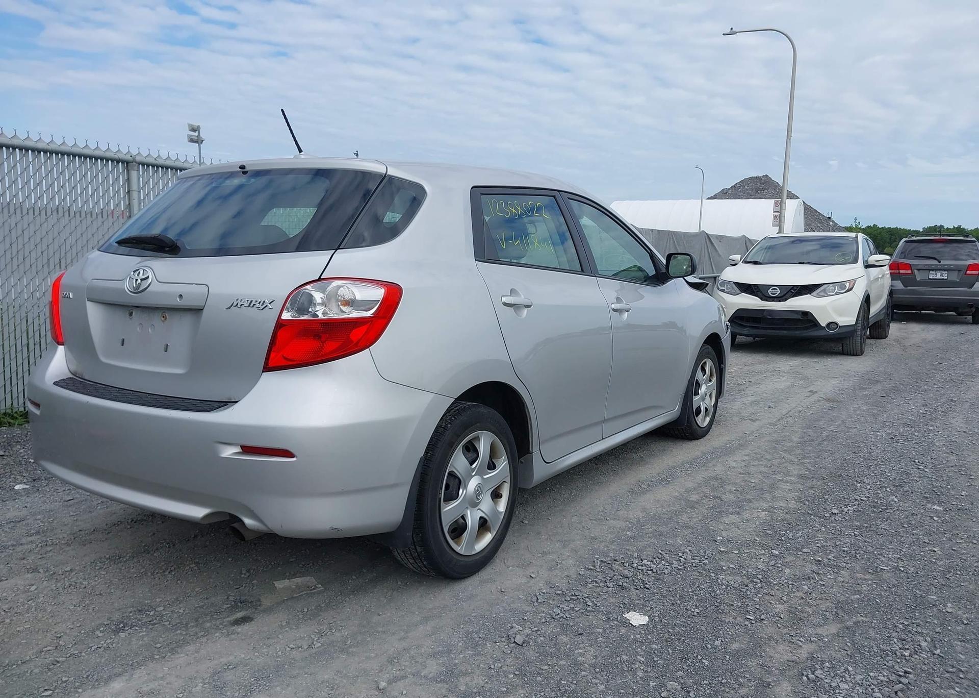 2010 TOYOTA MATRIX