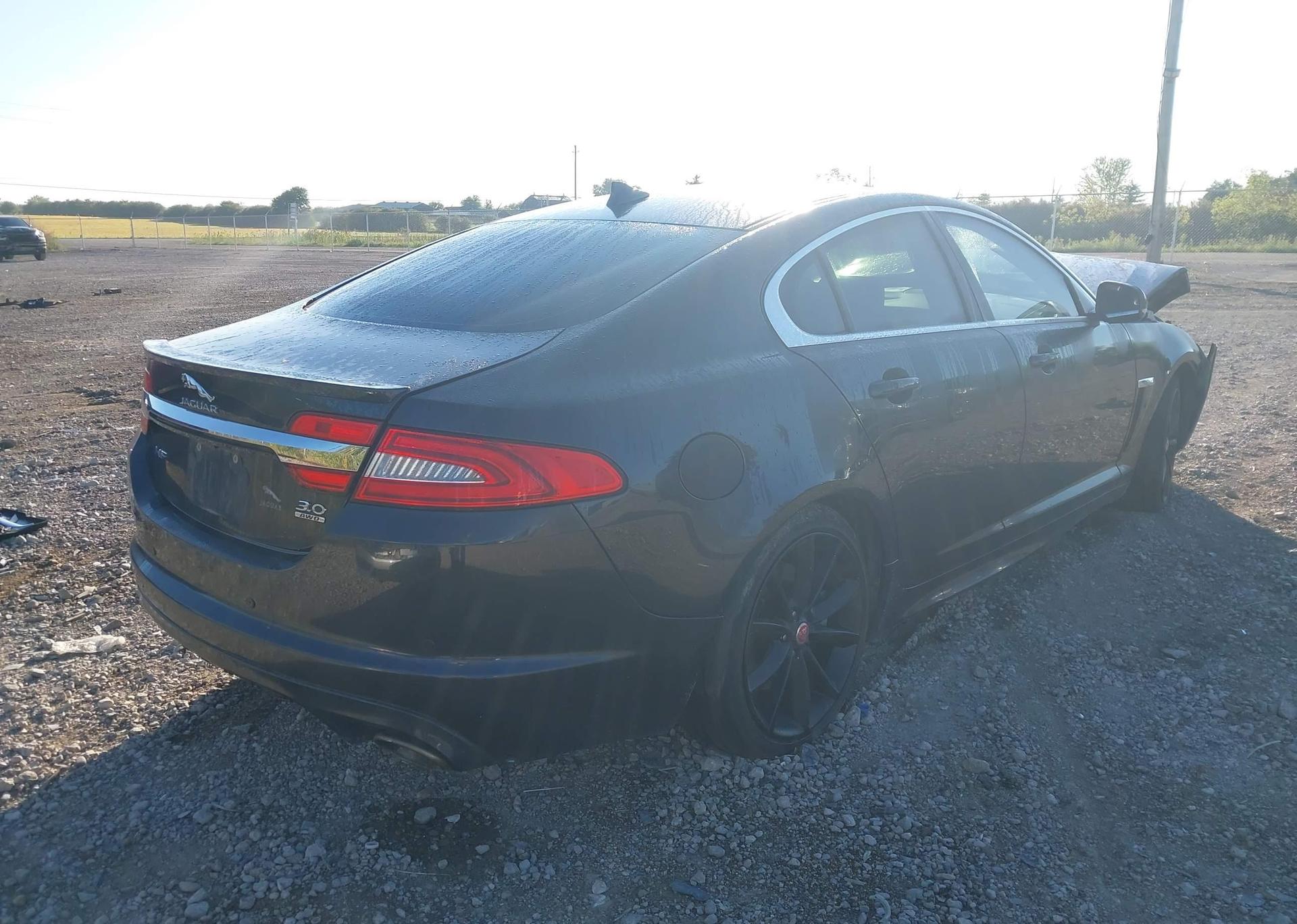 2014 JAGUAR XF 3.0L