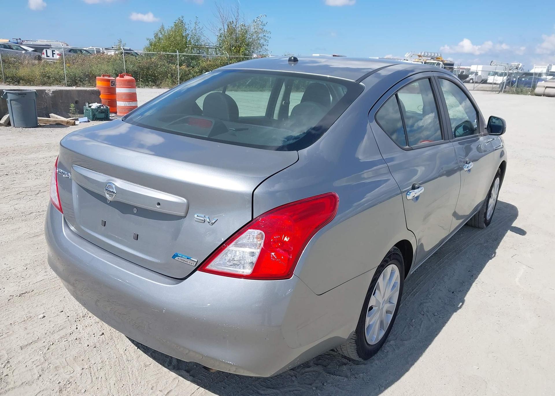 2012 NISSAN VERSA S